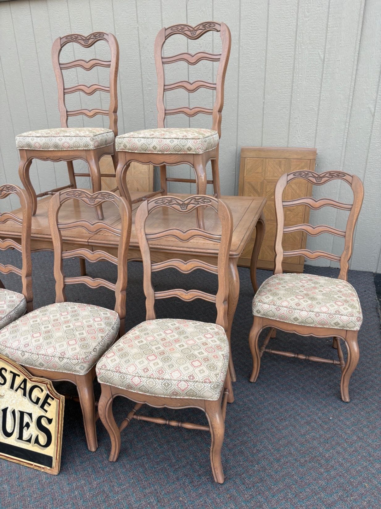 67426 French Provincial Dining Set with  Extendable Table and 6 Chairs