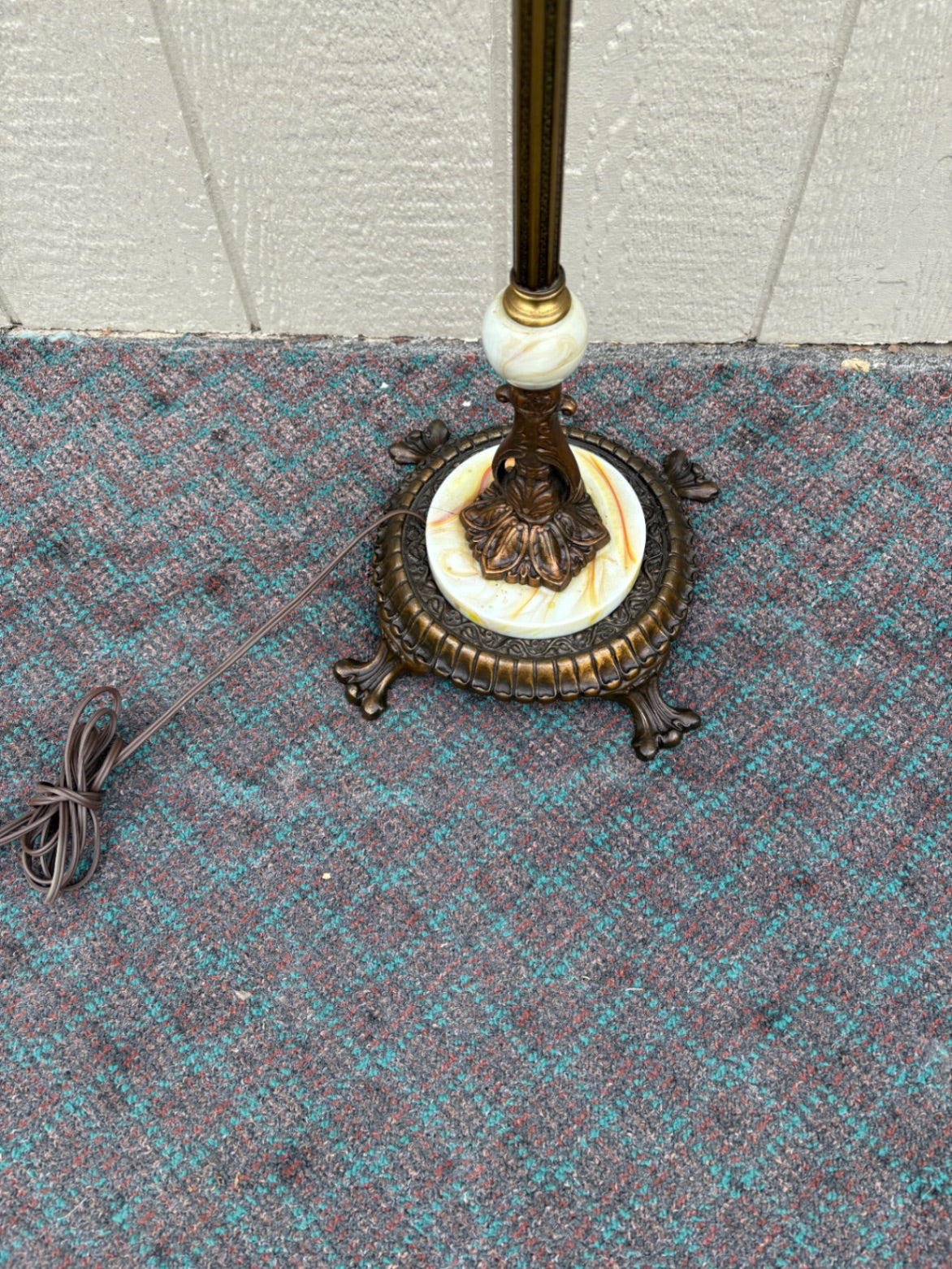 68157 Vintage Onyx and Brass Floor Lamp with Ornate Detailing