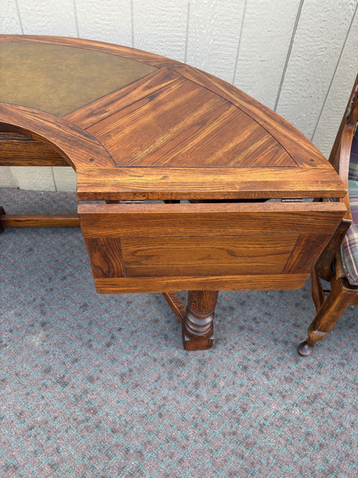 67998 Vintage Oak Kidney Desk with Plaid Upholstered Chair Set