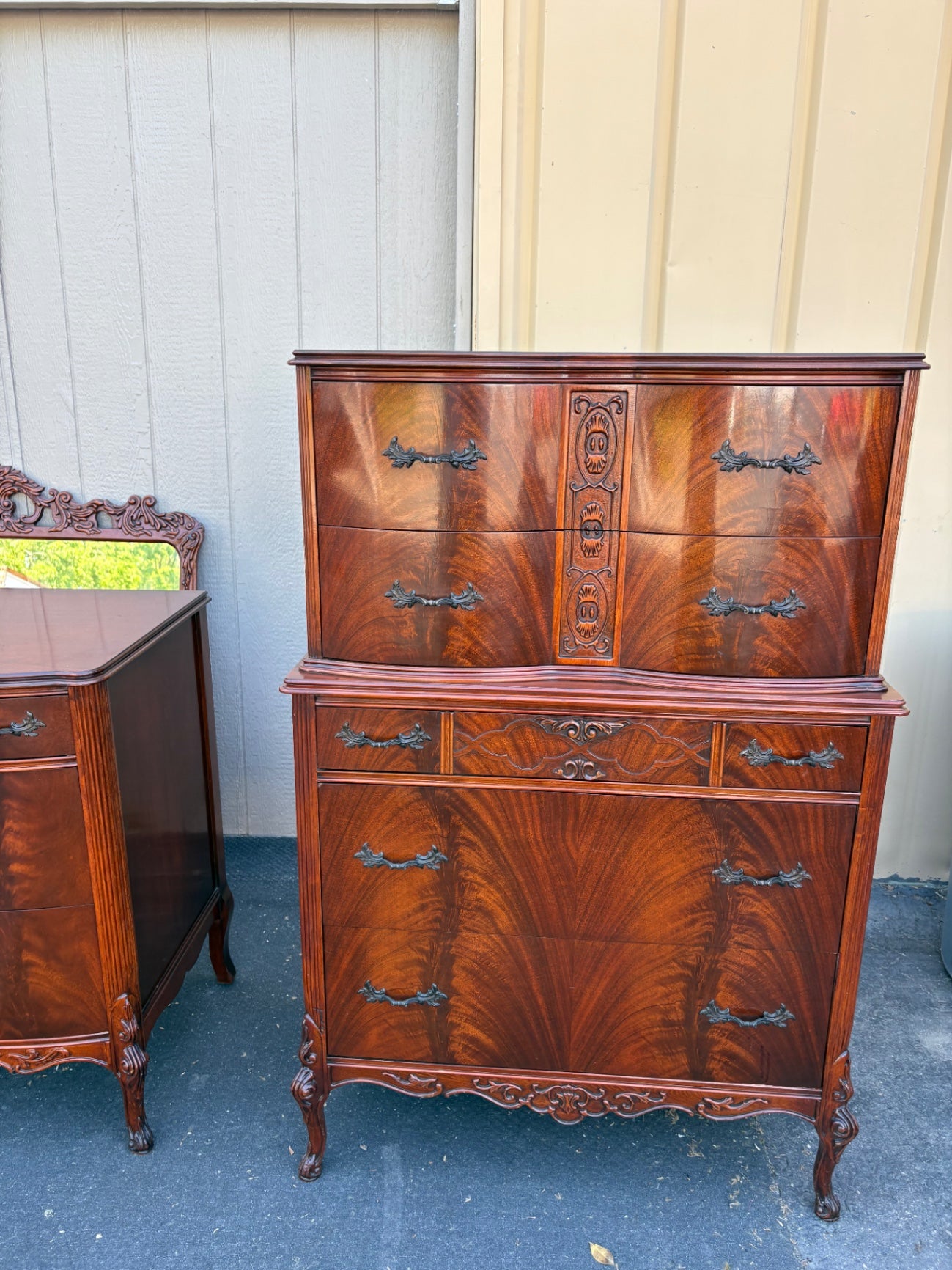 67791 Antique 8-Piece Flame Mahogany Bedroom Set with Mirrors