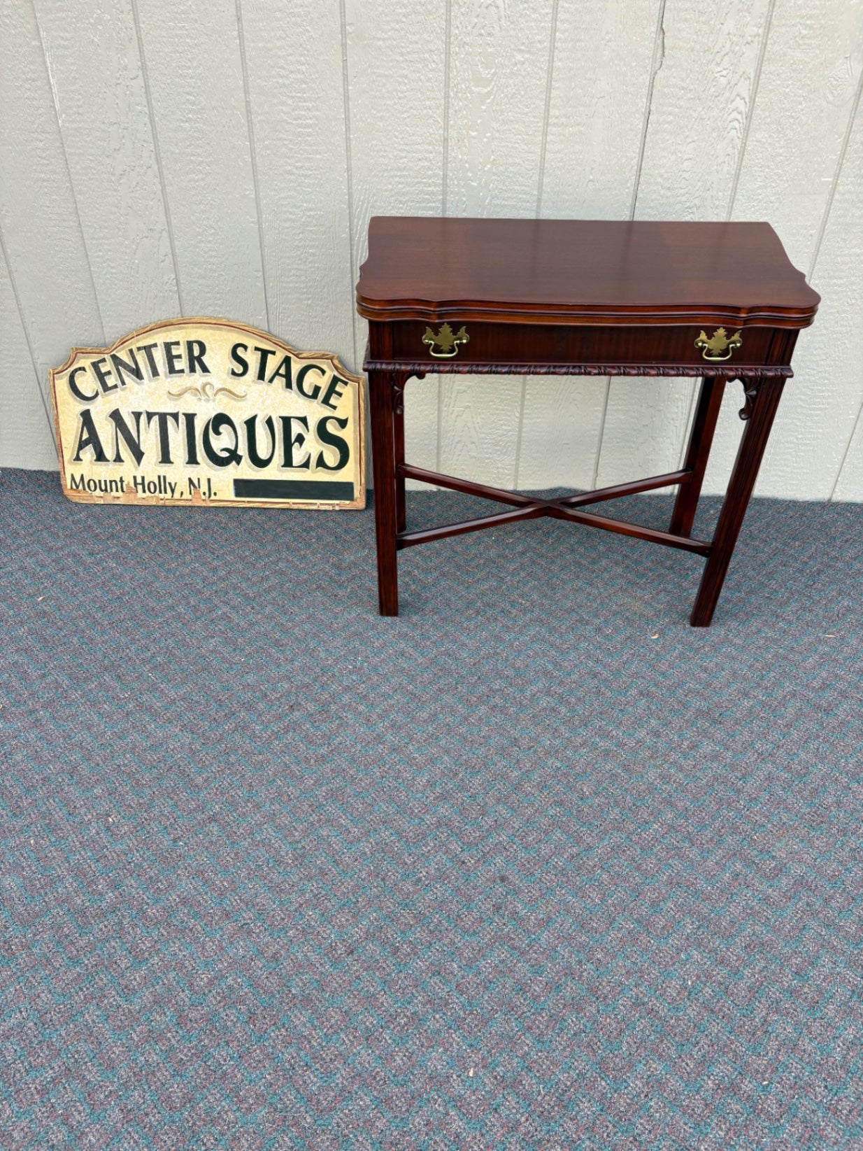 67746 Vintage Mahogany Flip-Top Game Table with Cabriole Legs