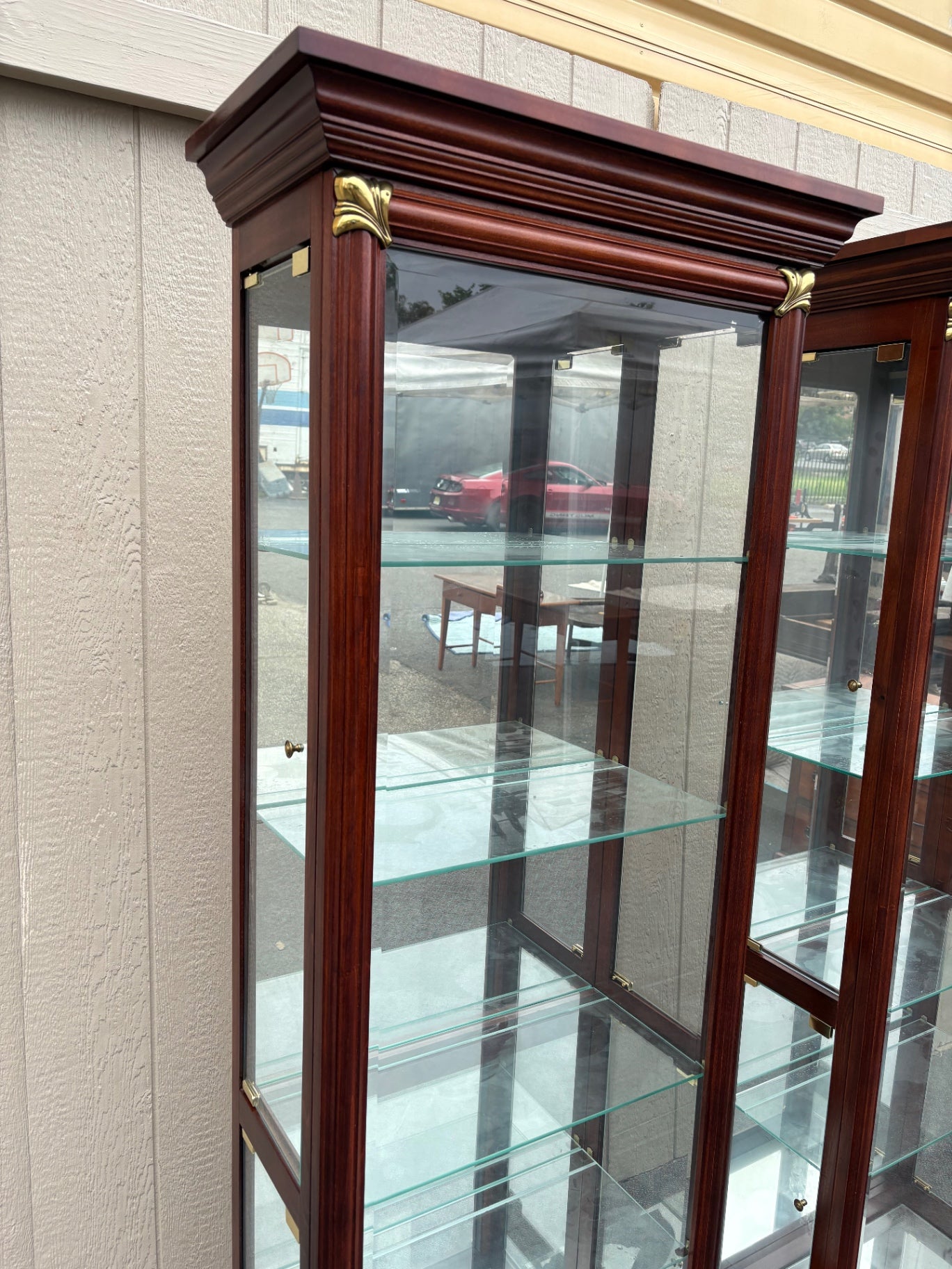 67957 Elegant Pair of Pulaski Curio Cabinets with Glass Shelves