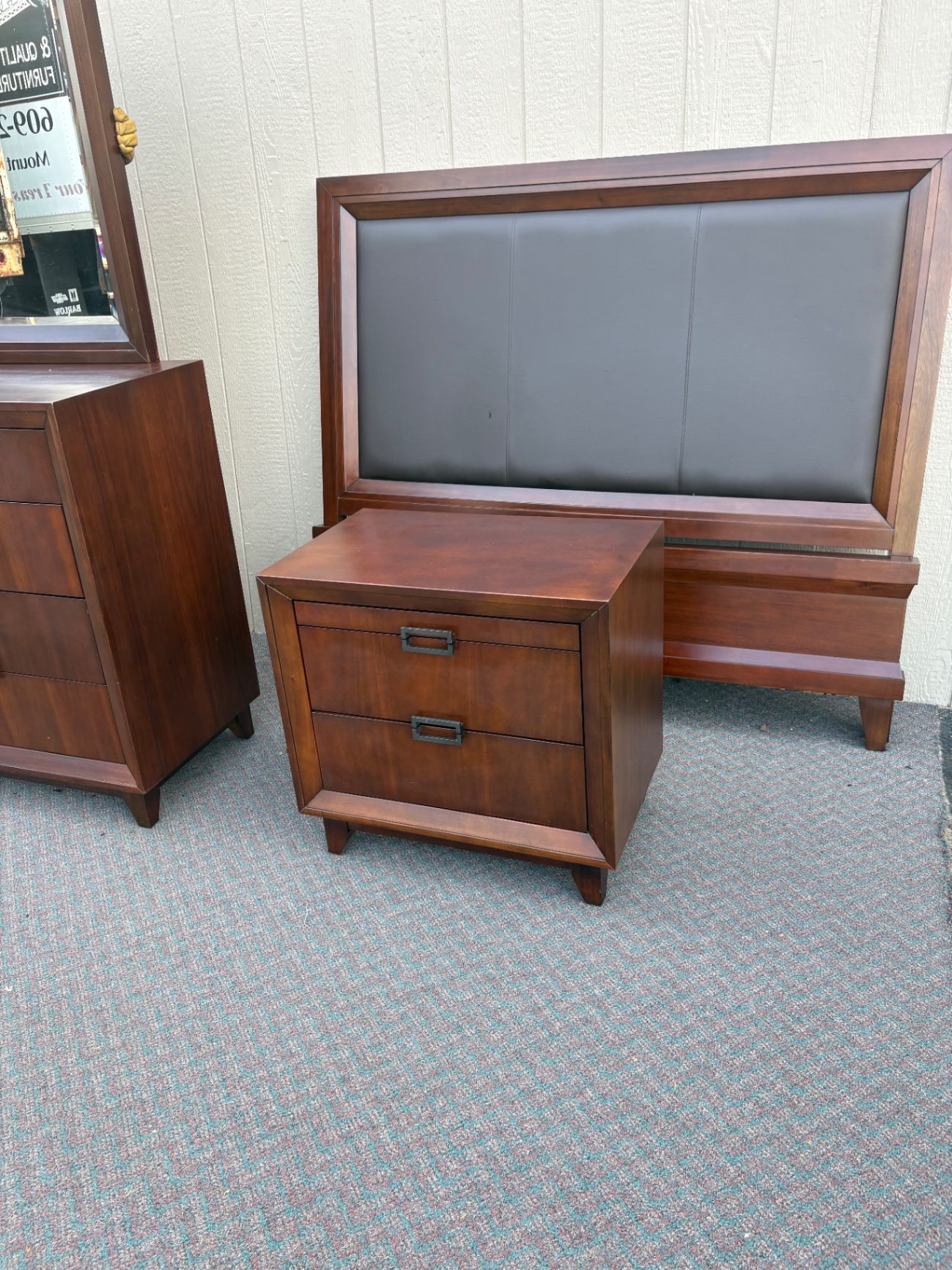 67643  Mid-Century Modern Bedroom Set with Dresser, Mirror, and Nightstand