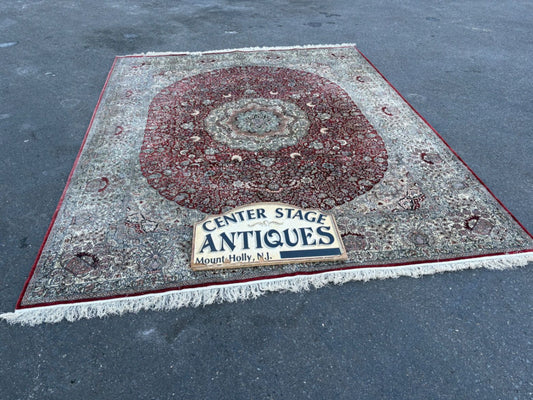 RUG02  Large Traditional Persian Style Wool Area Rug with Medallion Design