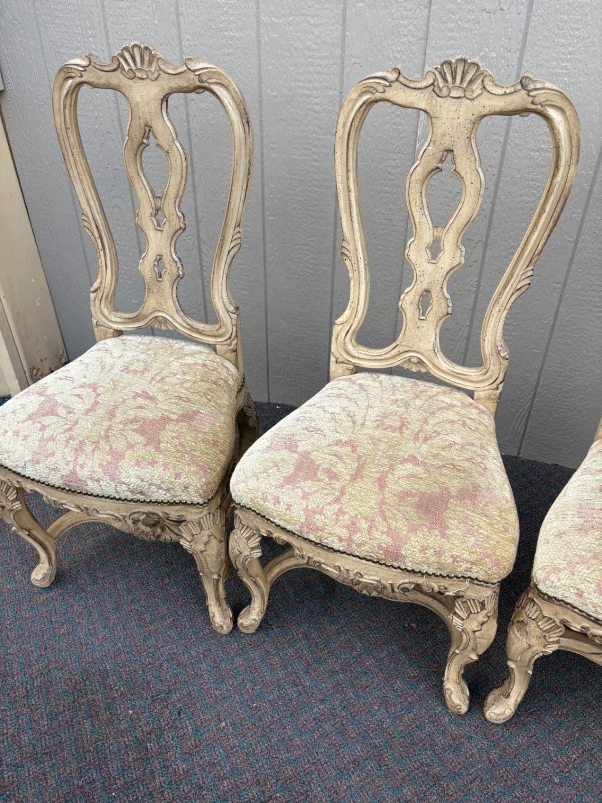 67586 Set of 6 Vintage French Provincial Dining Chairs in Cream Finish