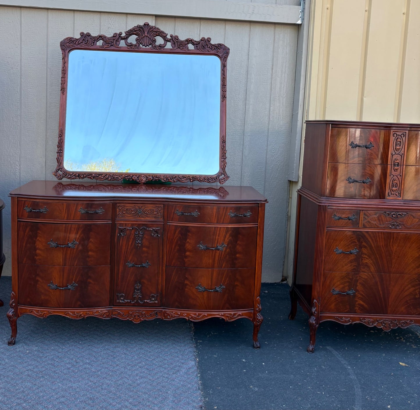 67791 Antique 8-Piece Flame Mahogany Bedroom Set with Mirrors