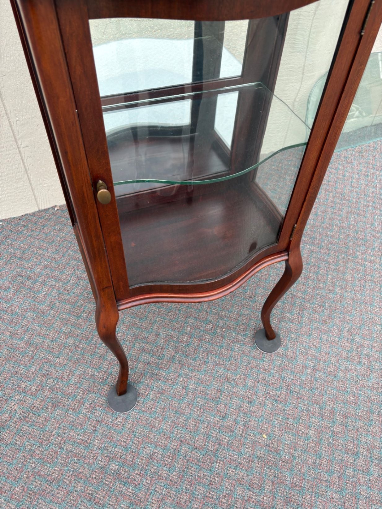 67679 Small Mahogany Curio Cabinet with Glass Shelves and Door