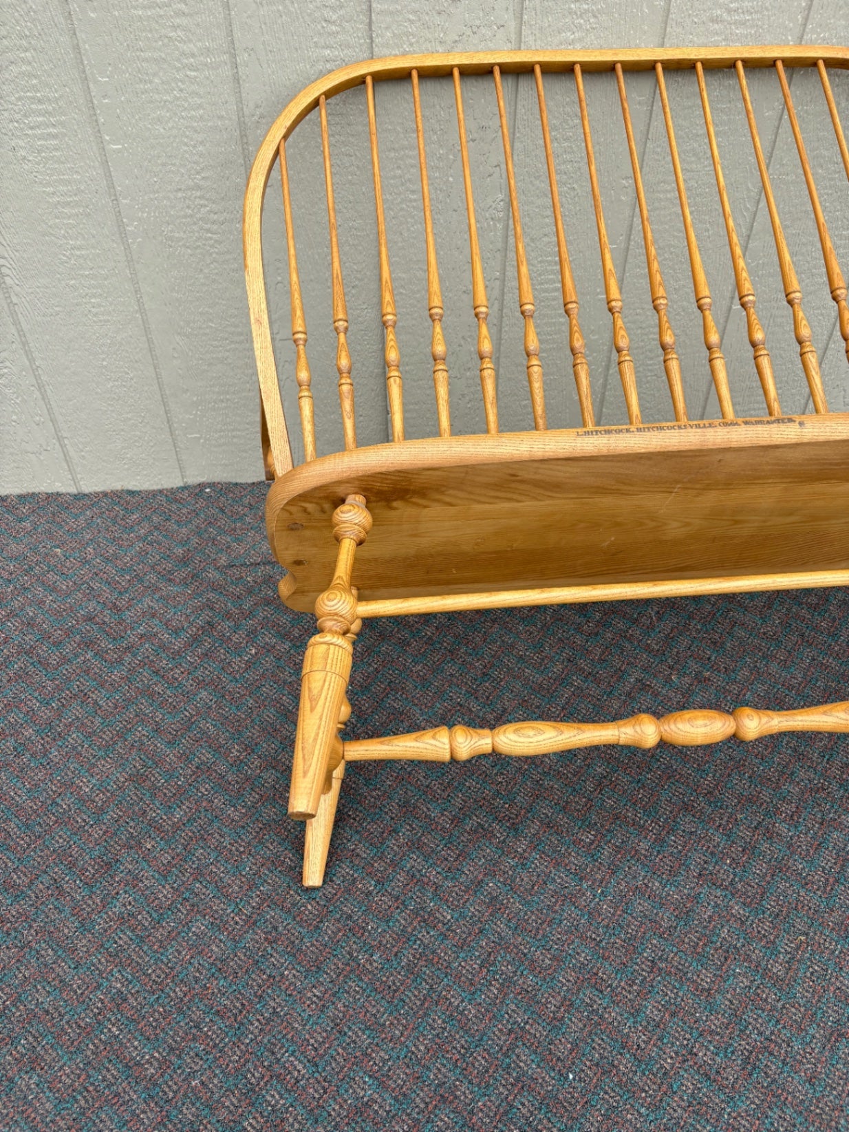 67822 Hitchcock Settee Bench, Classic Windsor Style, Solid Oak