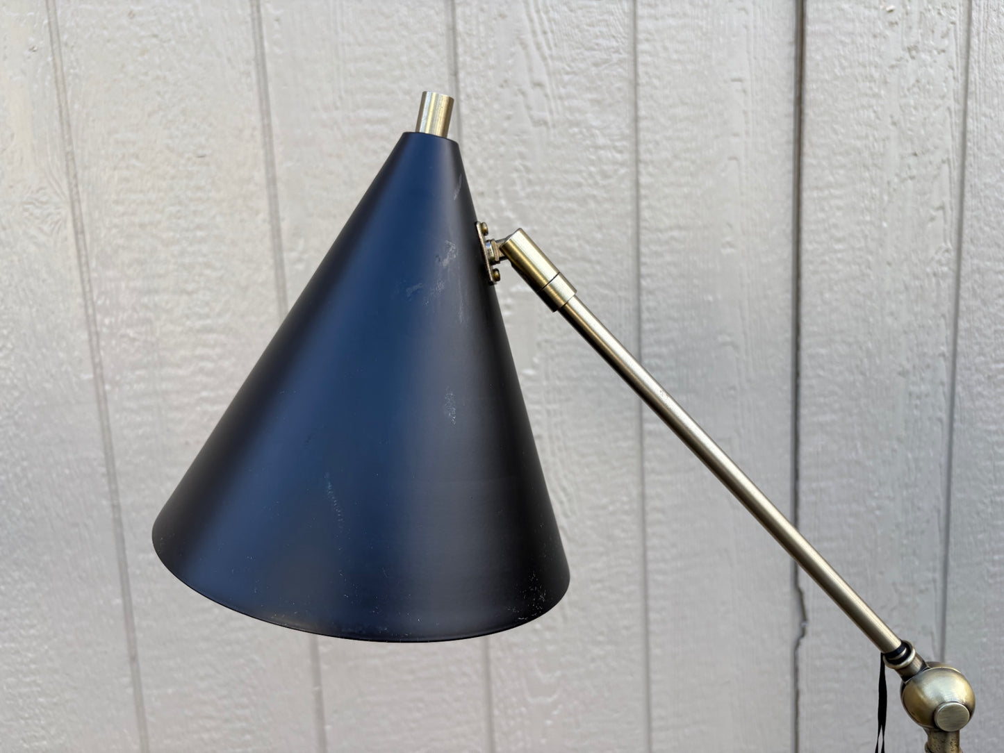 68047 Pair of J HUNT Mid-Century Modern Adjustable Brass Floor Lamps