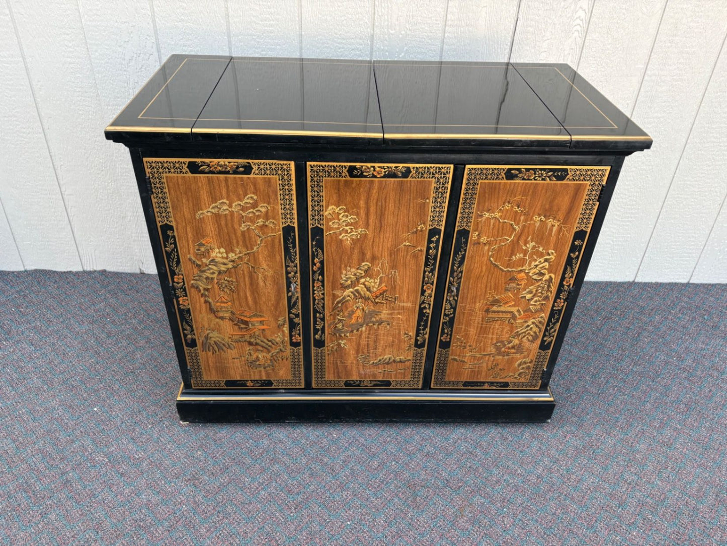 67425 Drexel Oriental Style Bar Cart with Expandable Top