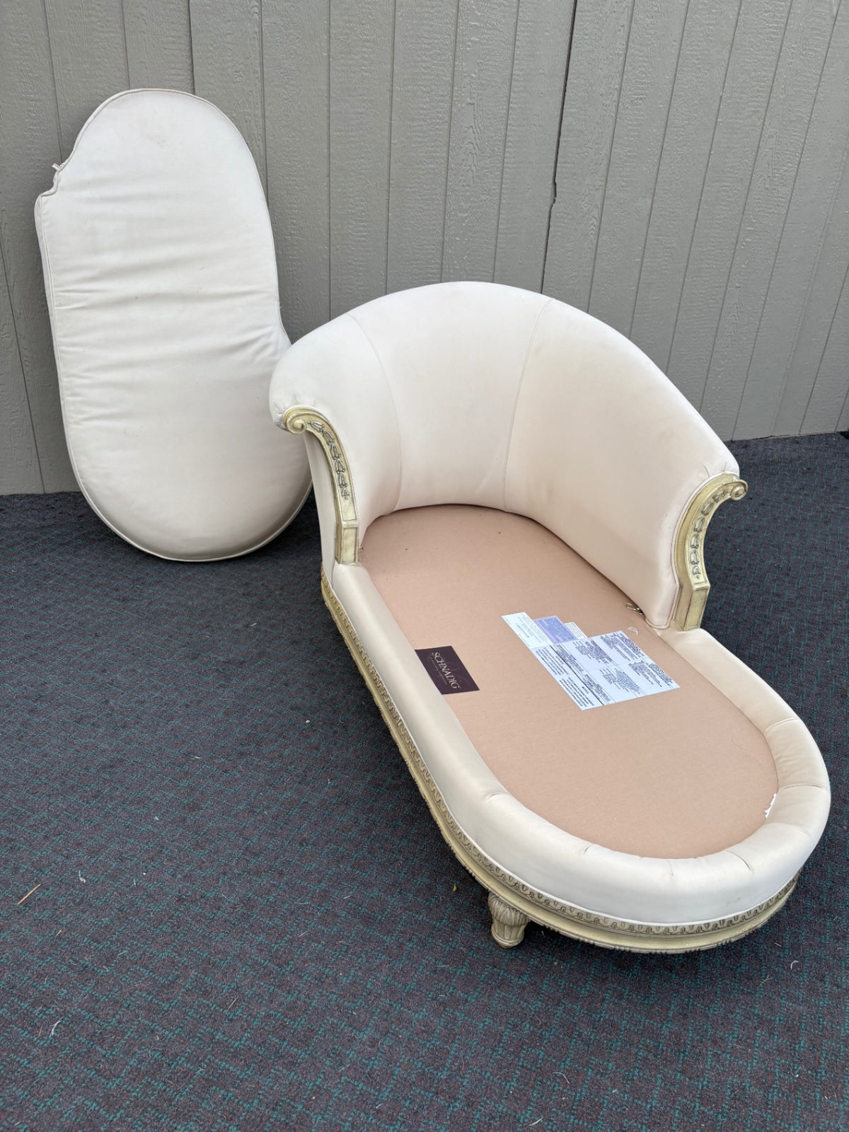 68137 Elegant Schnadig Chaise Lounge with Cream Upholstery and Ornate Trim