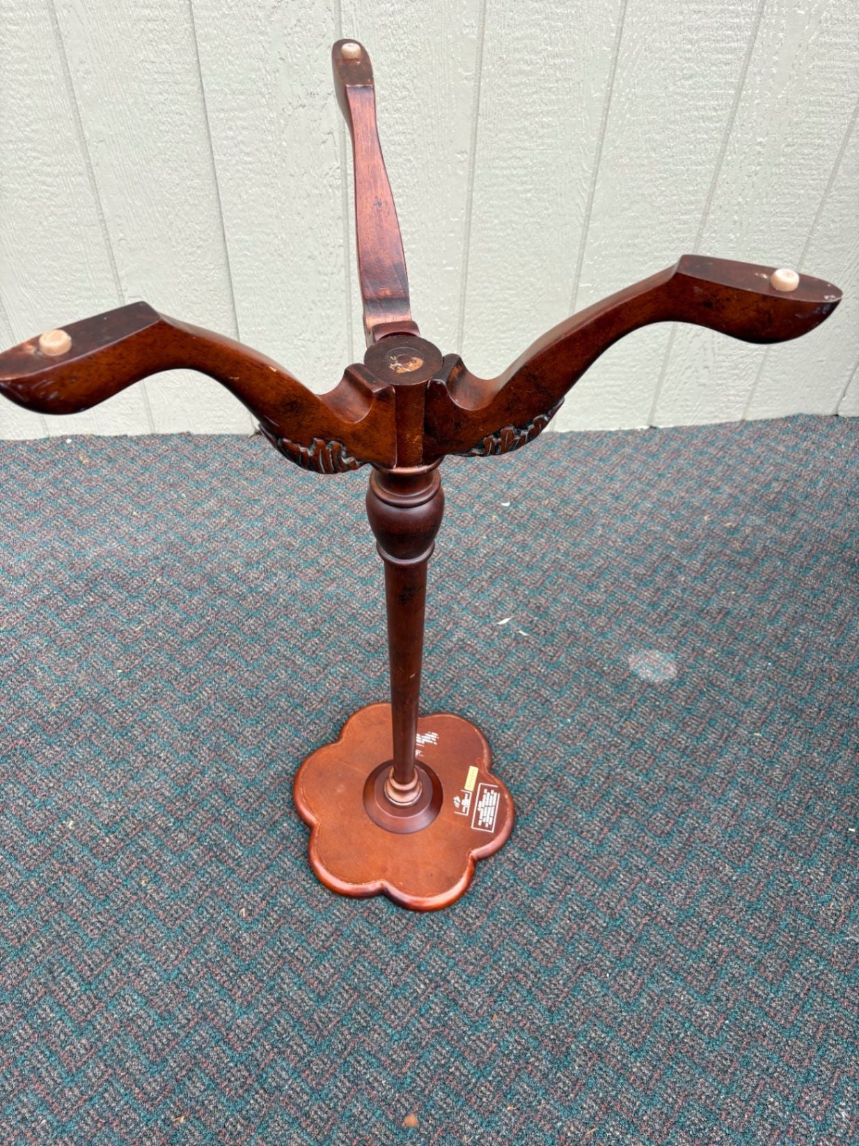 67541 Bombay Mahogany Pedestal Plant Stand with Scalloped Top