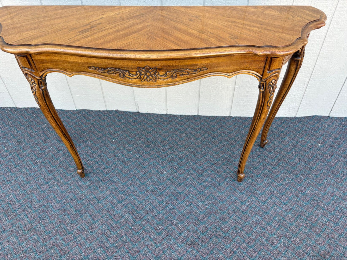 67427  Elegant French Country Console Table with Cabriole Legs
