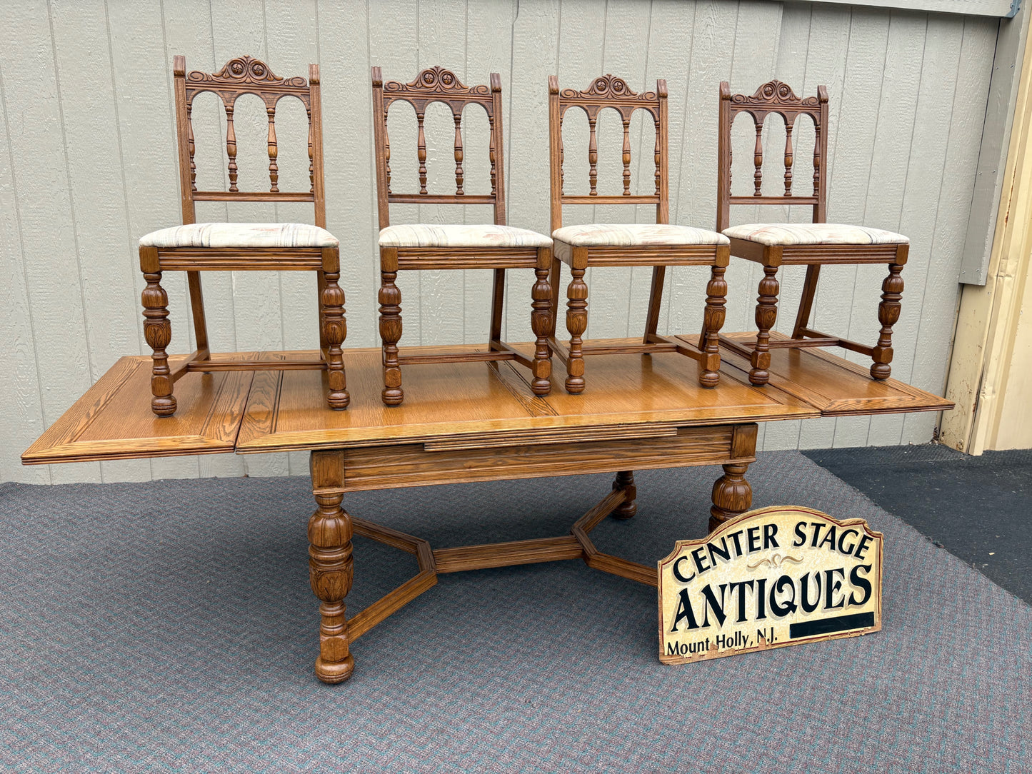 67732 Antique Oak Dining Table with Four Upholstered Chairs Set