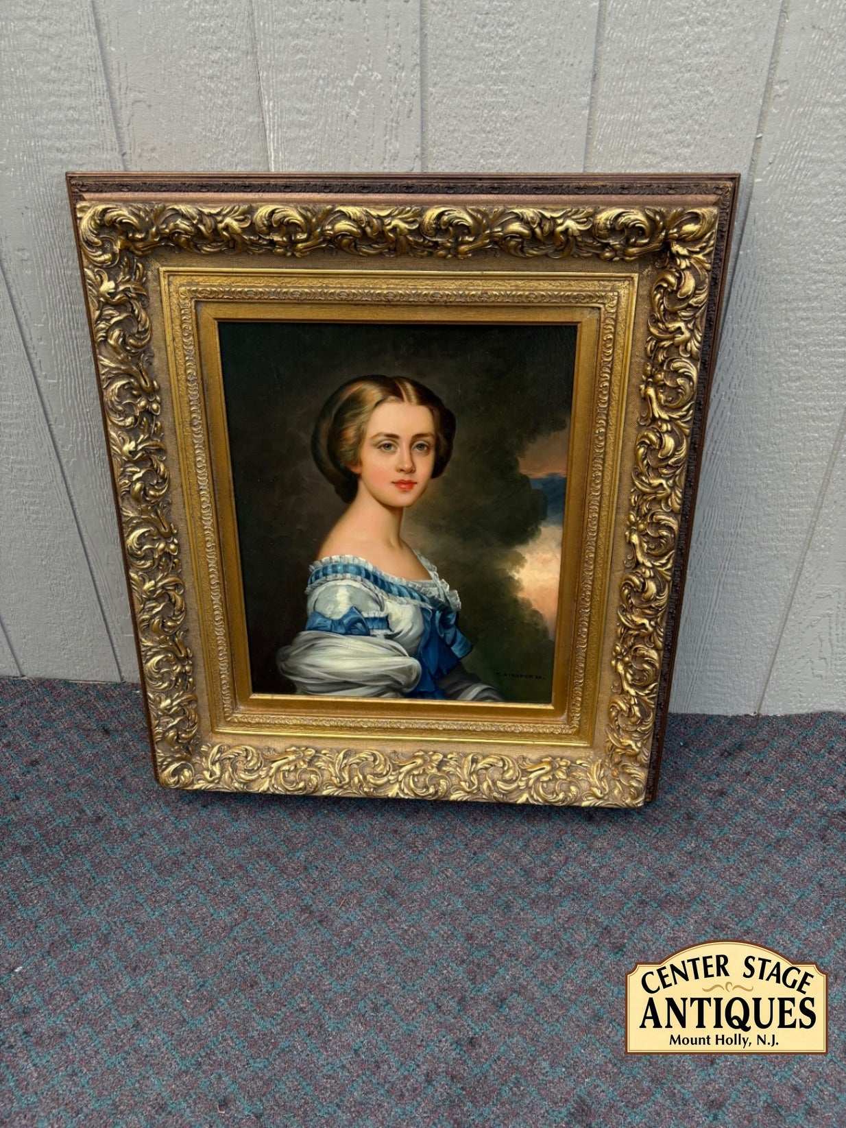 68040 Elegant Victorian Portrait of a Woman in Ornate Gilded Frame