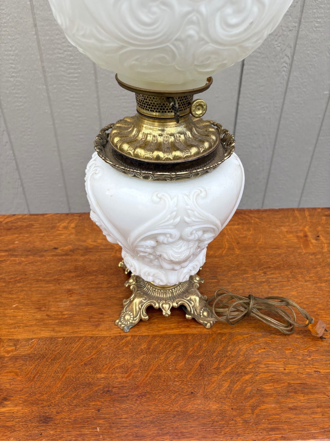 67961  Victorian Cherub Glass Lamp with Brass Base, 27 Inches Tall