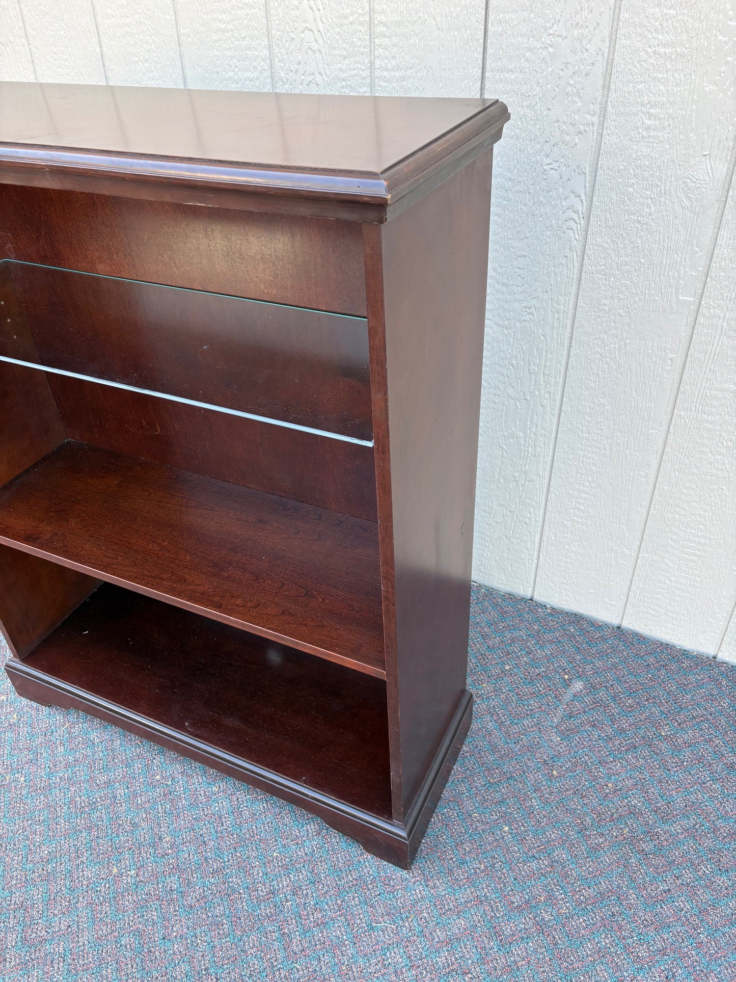 67532 Bombay Mahogany Bookcase with Glass Shelf, 1990s