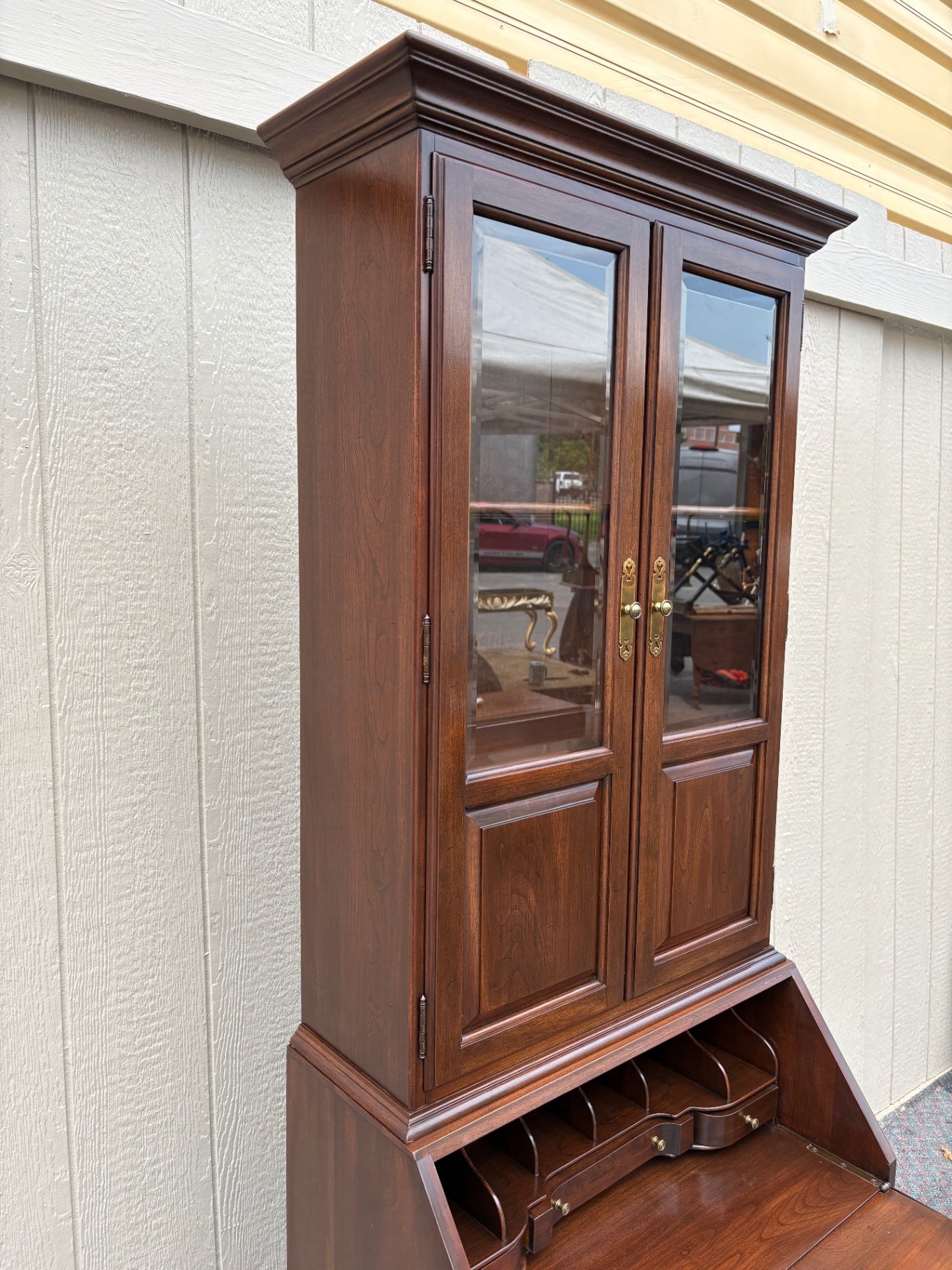 Ethan Allen Queen Anne Style Secretary Desk with Hutch Cabinet