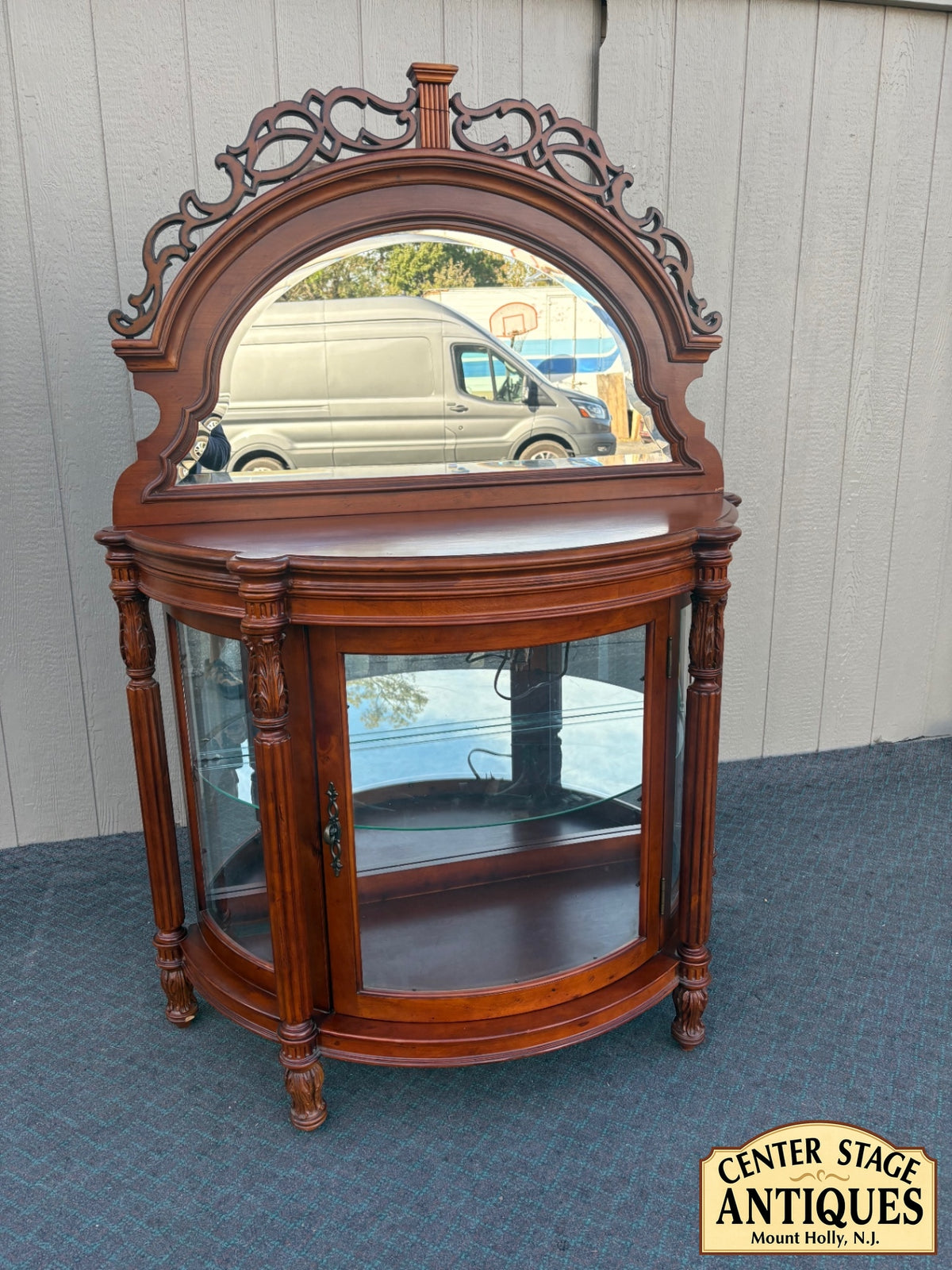 68211 Pulaski Antiques Roadshow Curio Cabinet with Mirror Back