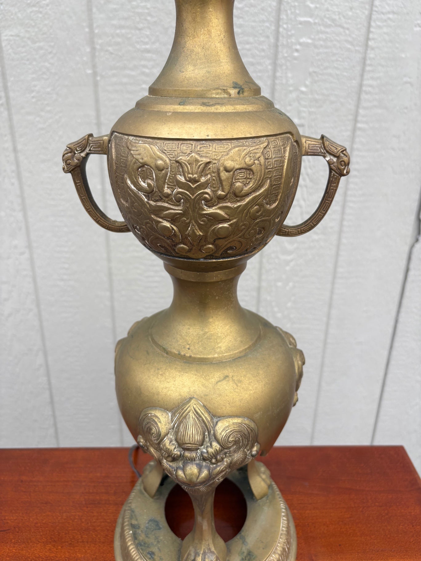 68108  Ornate Vintage Brass Table Lamp with Lion Paw Base