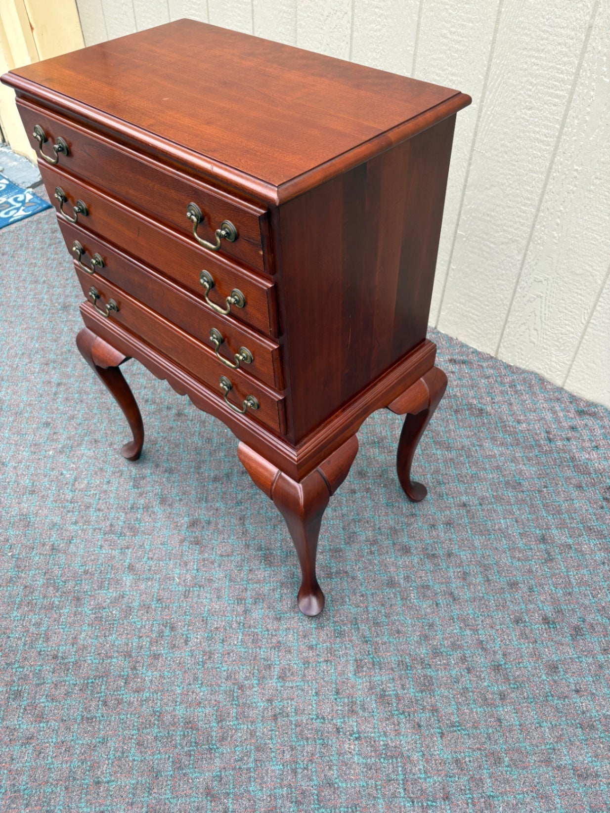 68109 Mahogany Queen Anne Style Silverware Chest with Cabriole Legs