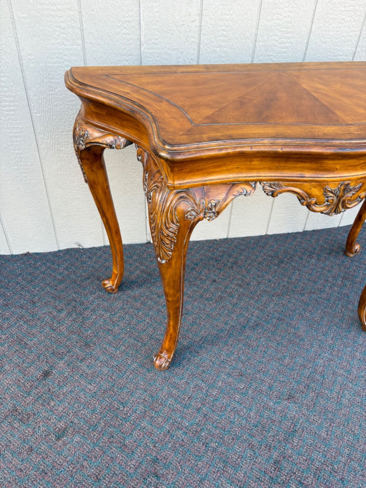 67377 French Provincial Console Table with Ornate Mirror
