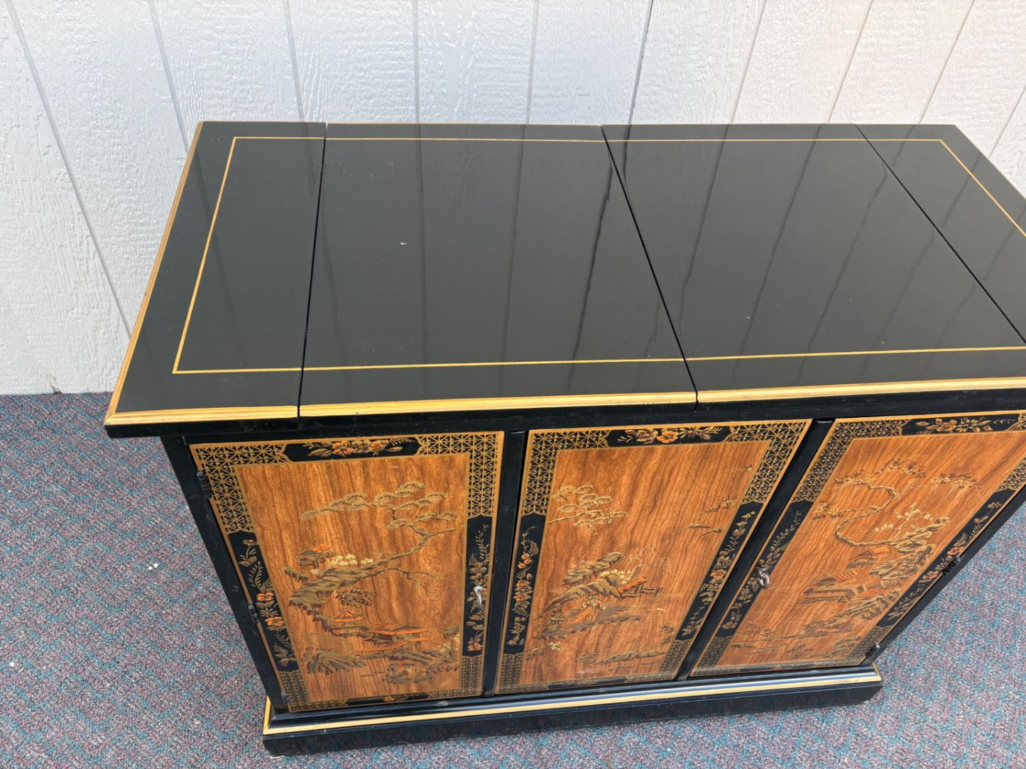 67425 Drexel Oriental Style Bar Cart with Expandable Top