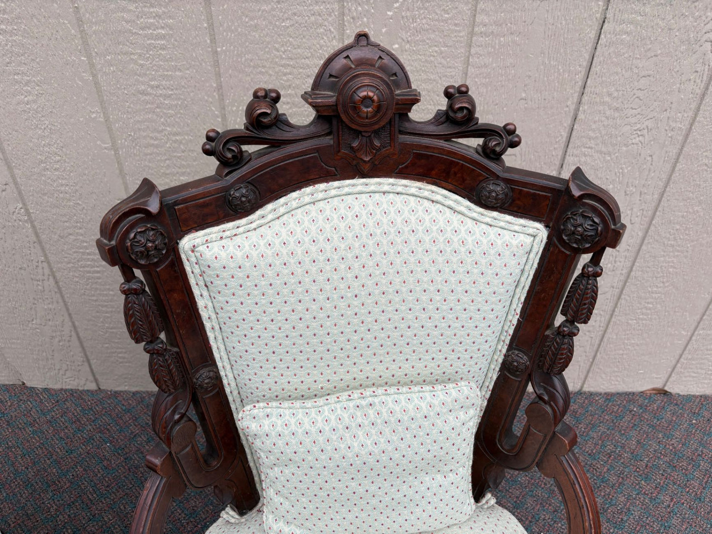 67621  Pair of Victorian Balloon-Back Chairs in Mahogany with Upholstery