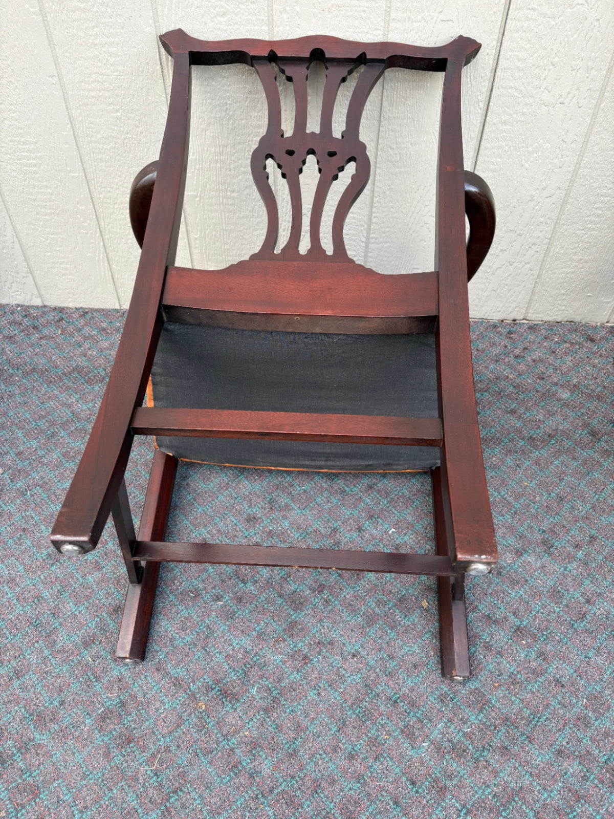 66988  Set of 6 Charak Dining Chairs, Chippendale Style, Mahogany
