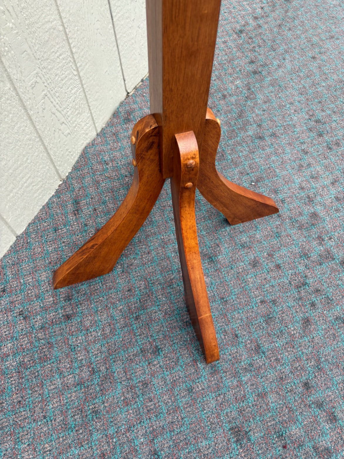68030 Mid-Century Modern Solid Wood Coat Tree with Metal Hooks