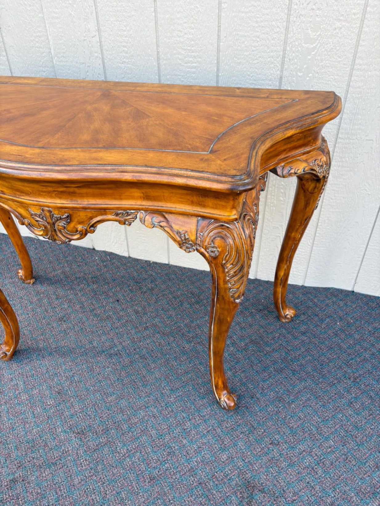 67377 French Provincial Console Table with Ornate Mirror