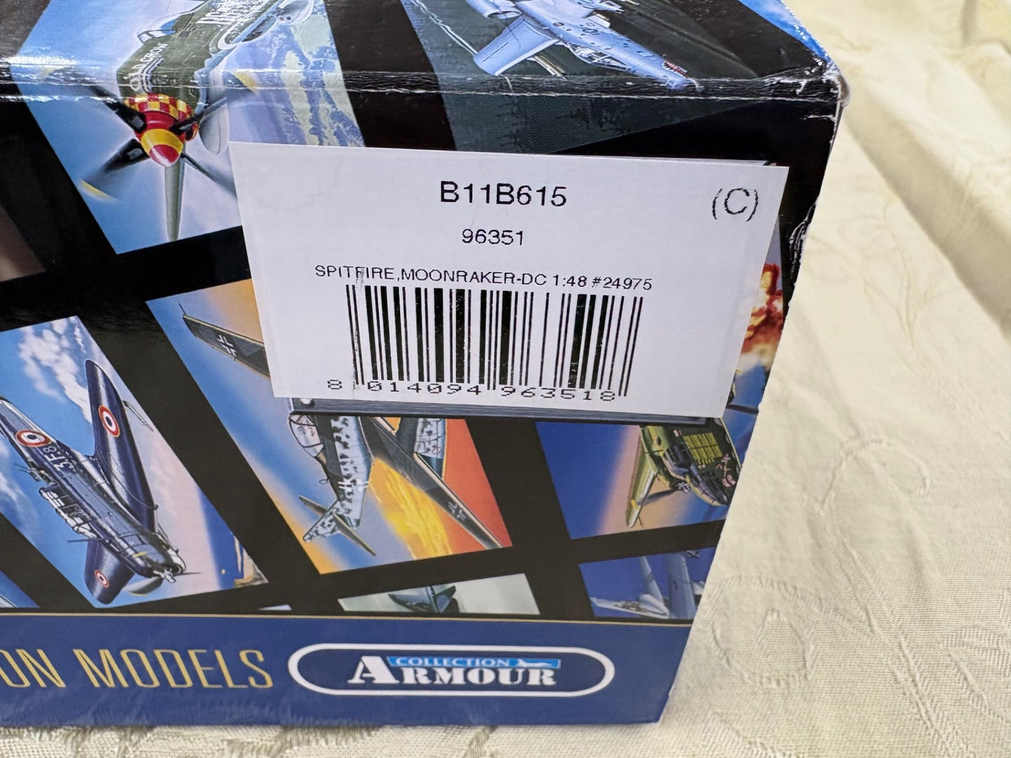 ES205  Franklin Mint Armour Collection WWII Spitfire Model Plane