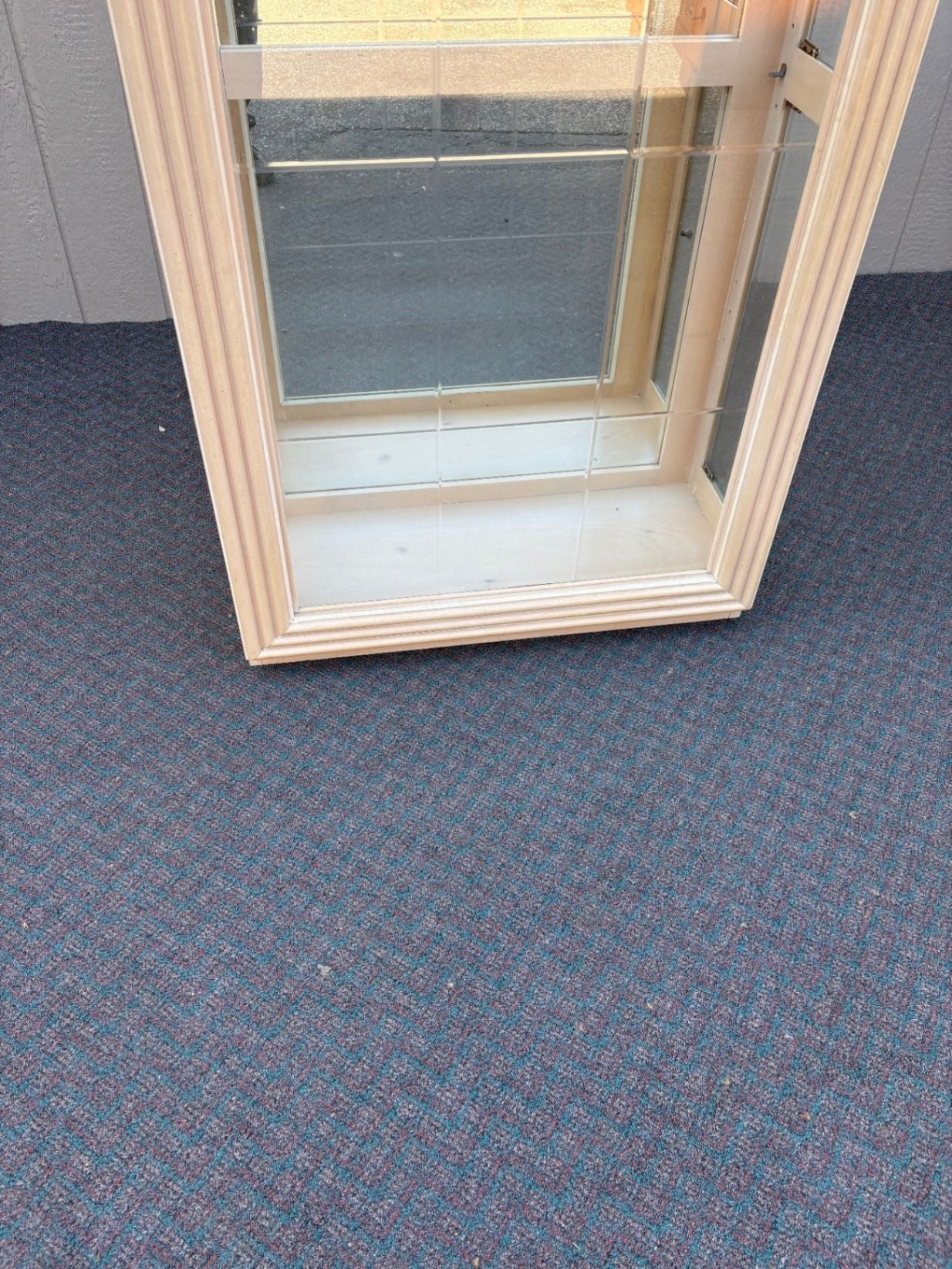 67591  Elegant Pulaski Dome Top Lighted Curio Display Cabinet