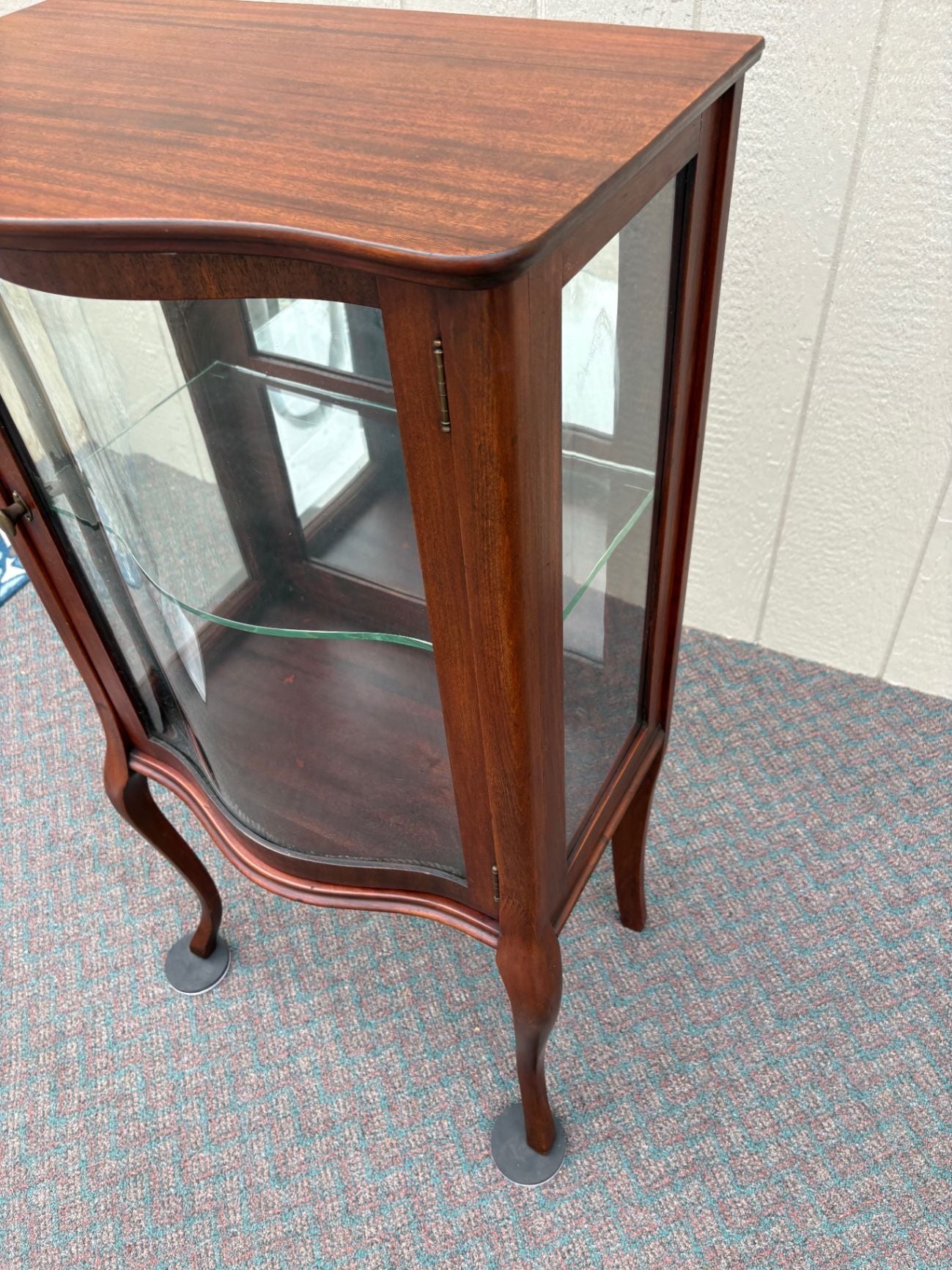 67679 Small Mahogany Curio Cabinet with Glass Shelves and Door