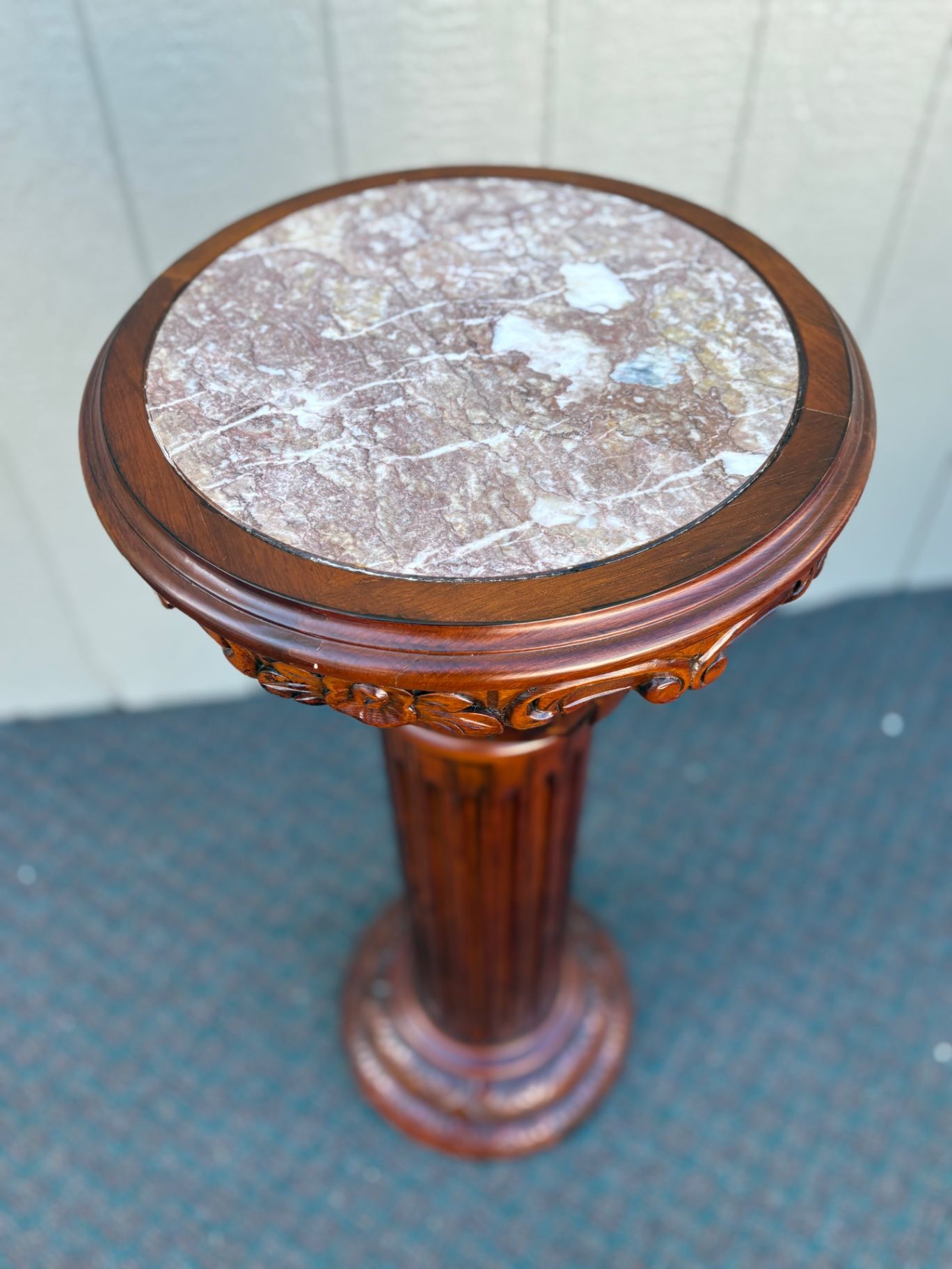67416 Marble Top Decorative Pedestal with Carved Resin Column