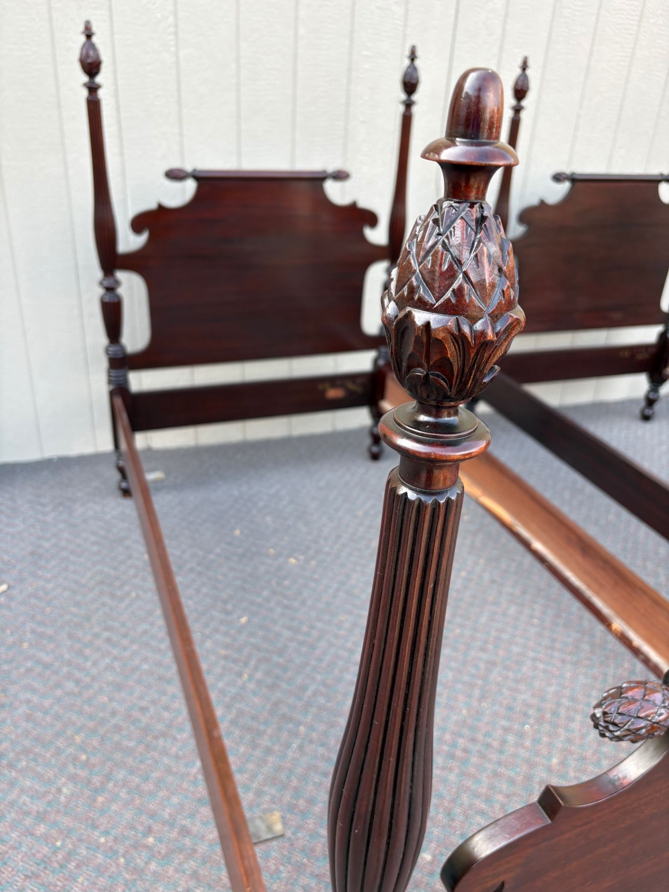 67668 Pair of Vintage PAINE Furniture  Mahogany Twin Beds with Carved Pineapple Finials