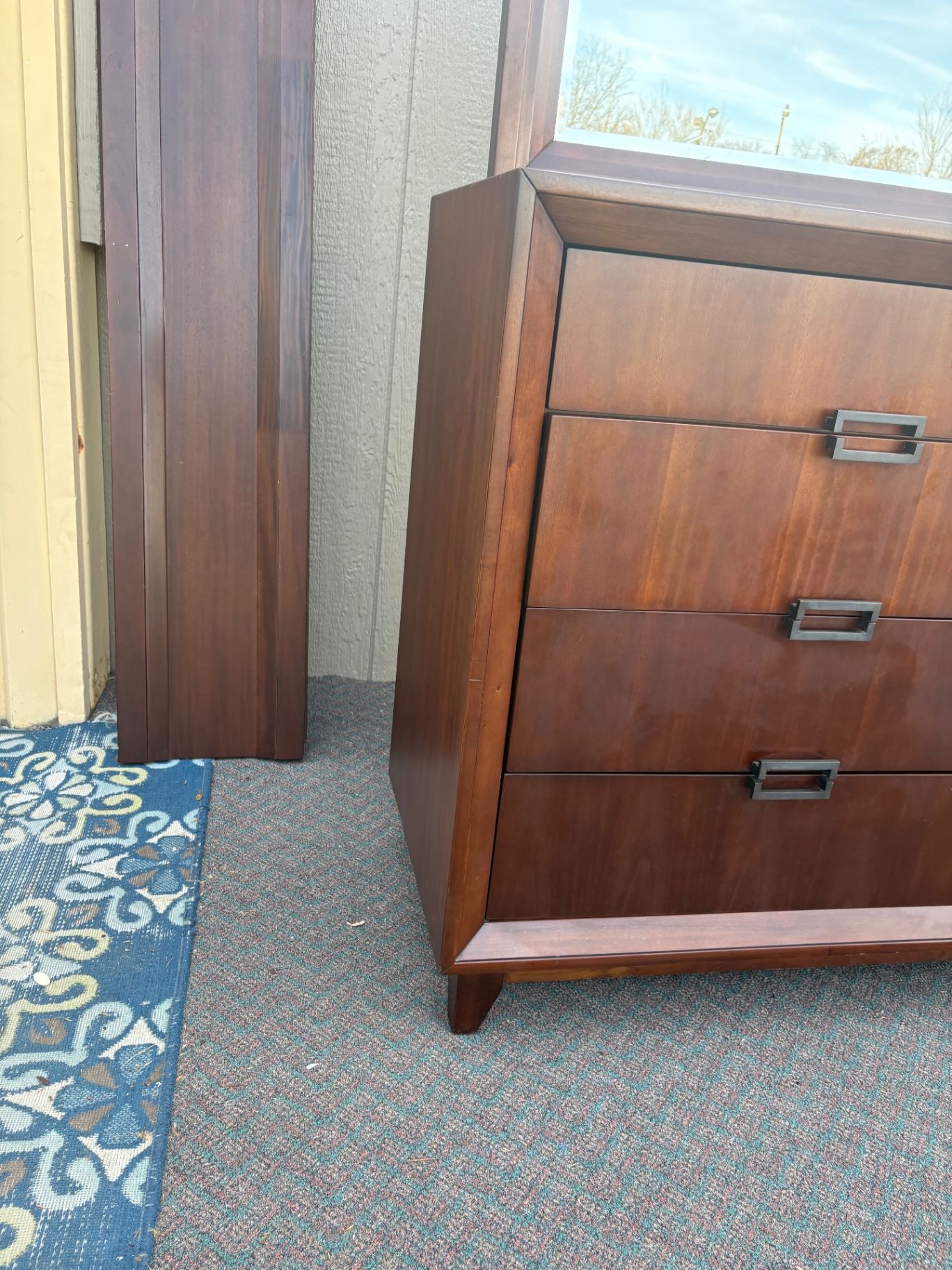 67643  Mid-Century Modern Bedroom Set with Dresser, Mirror, and Nightstand