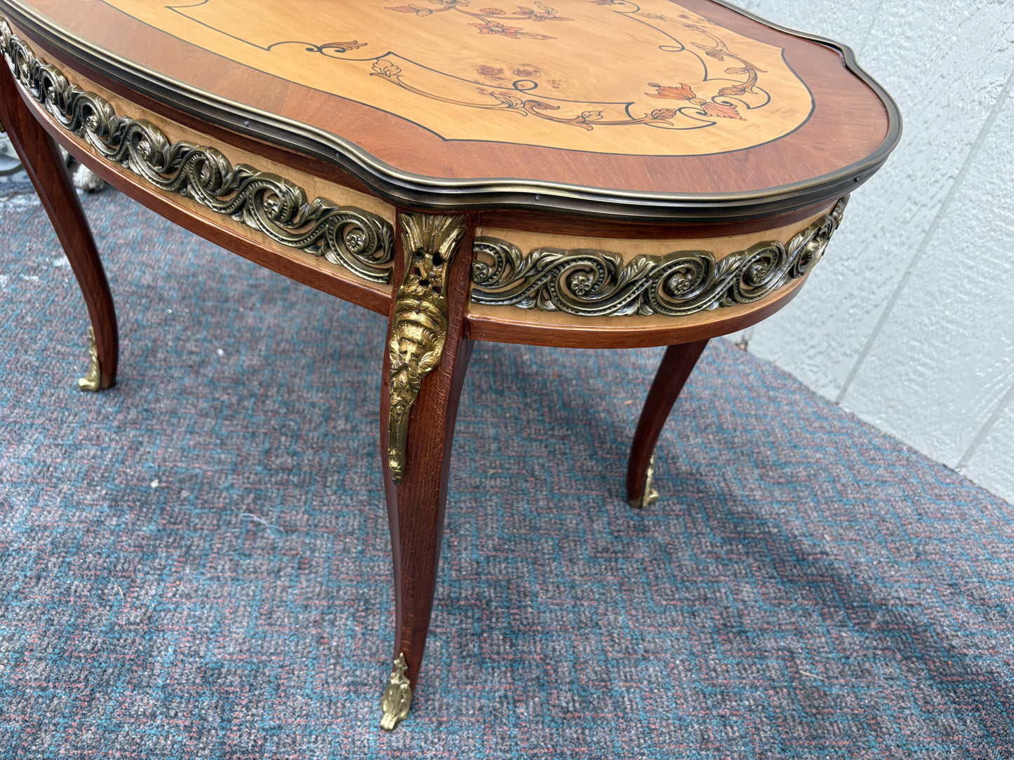 Elegant 1980s Louis XV Inlaid Coffee Table with Brass Accents