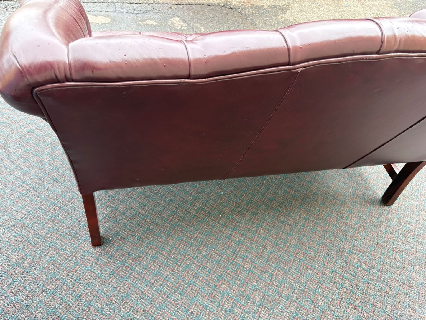 67506  Classic Chesterfield Tufted Leather Loveseat with Nailhead Trim