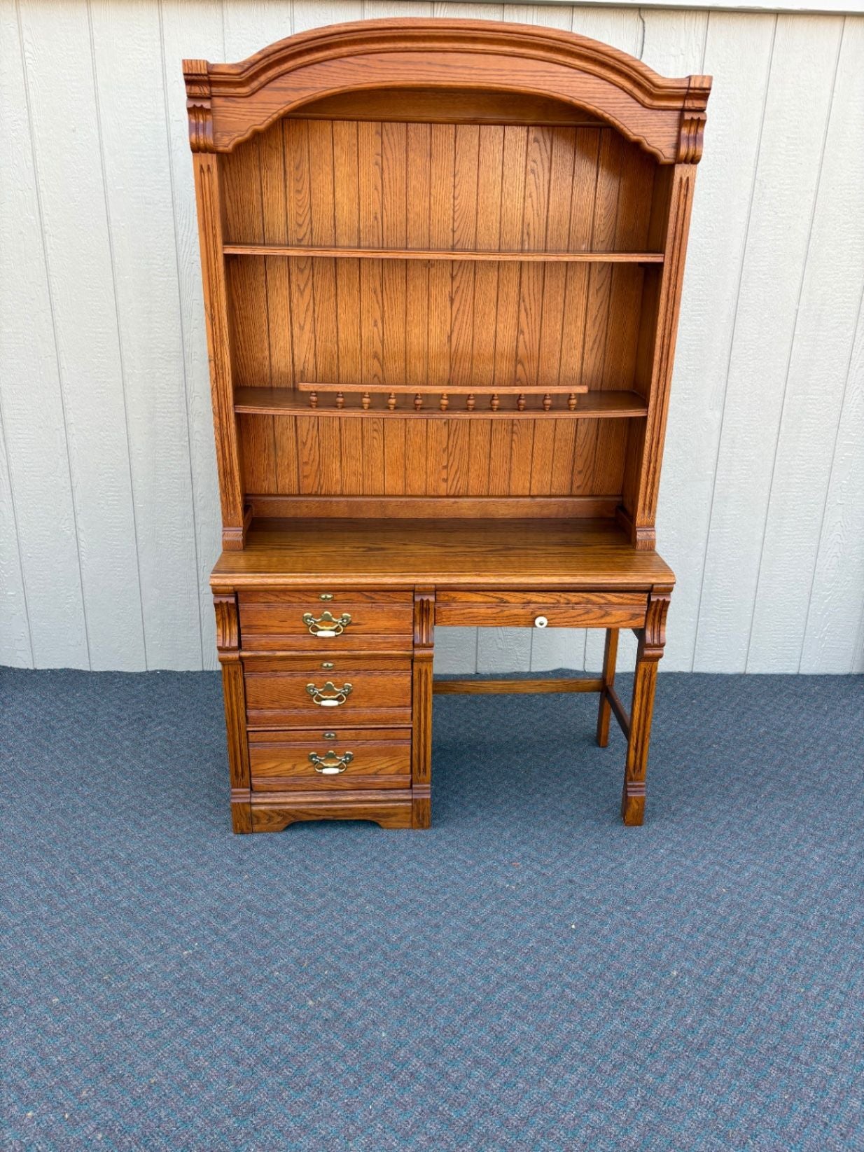67655 Lexington Traditional Solid Oak Desk with Hutch and Brass Hardware