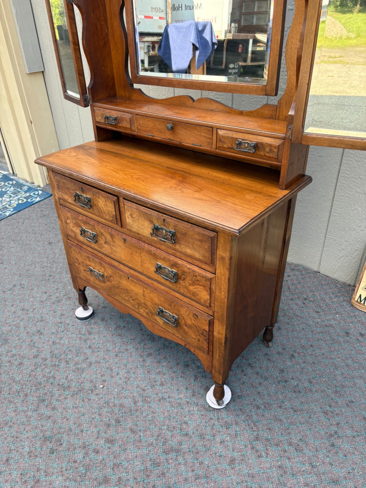 67938  Antique English Vanity Dresser with Triptych Mirror in Walnut