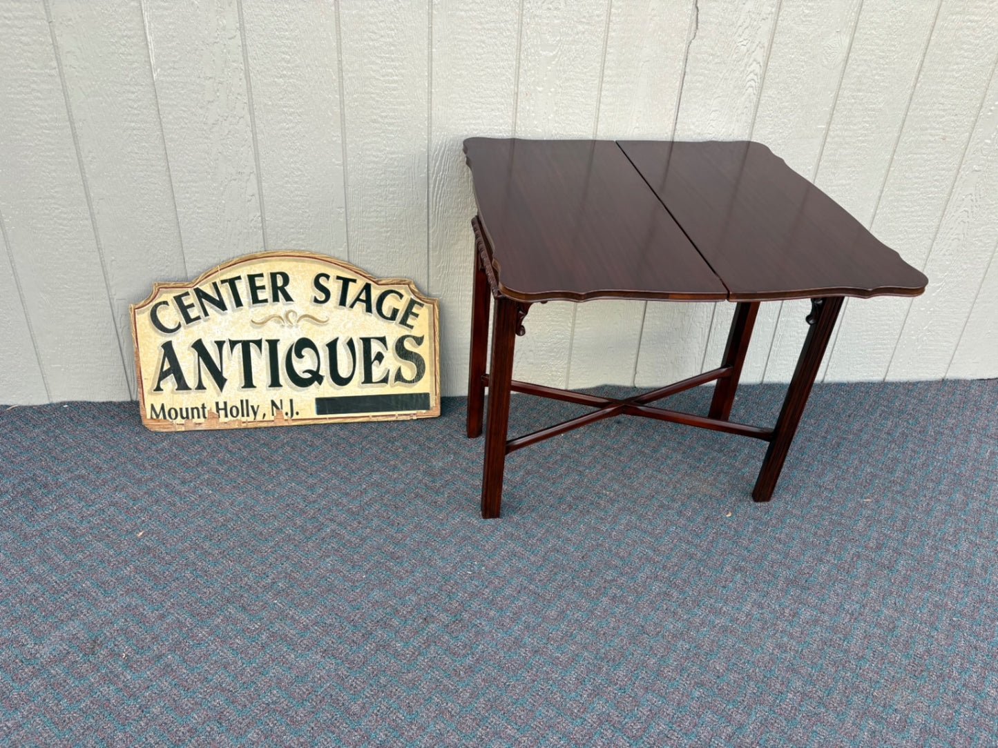 67746 Vintage Mahogany Flip-Top Game Table with Cabriole Legs