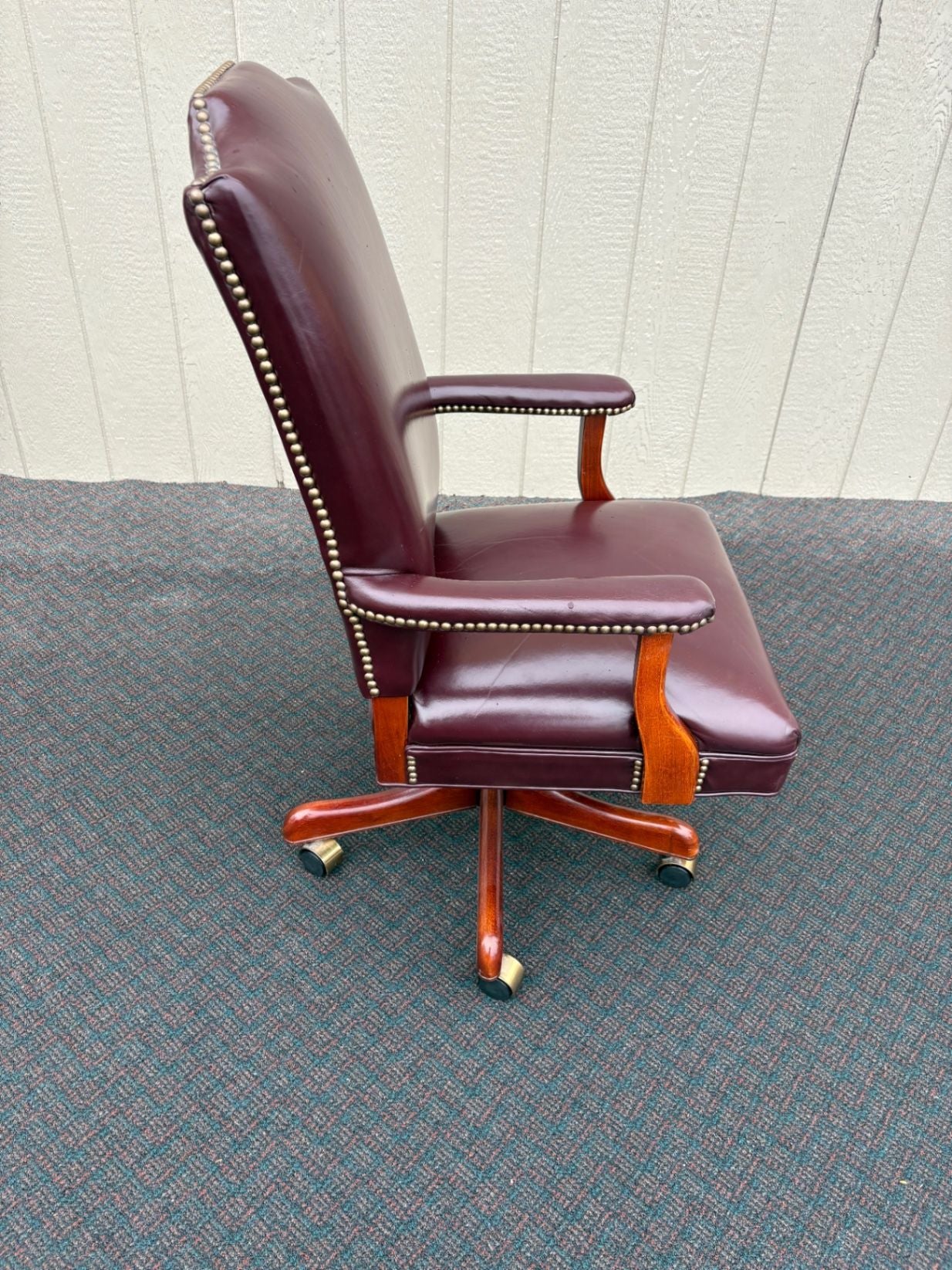 67507  Fairfield Leather Swivel Office Chair with Nailhead Trim