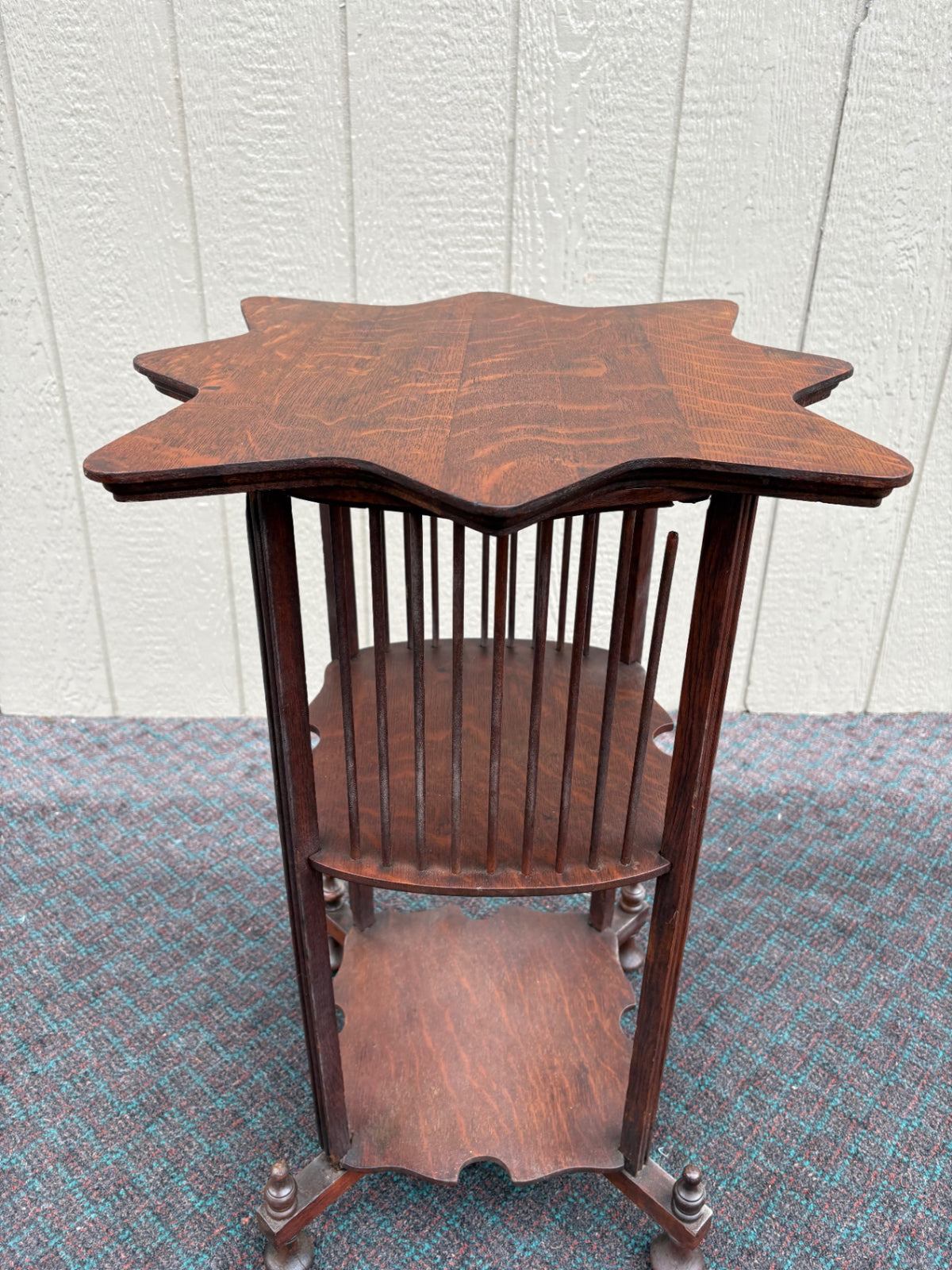 68123 Antique Oak Star Side Table with Two-Tier Design