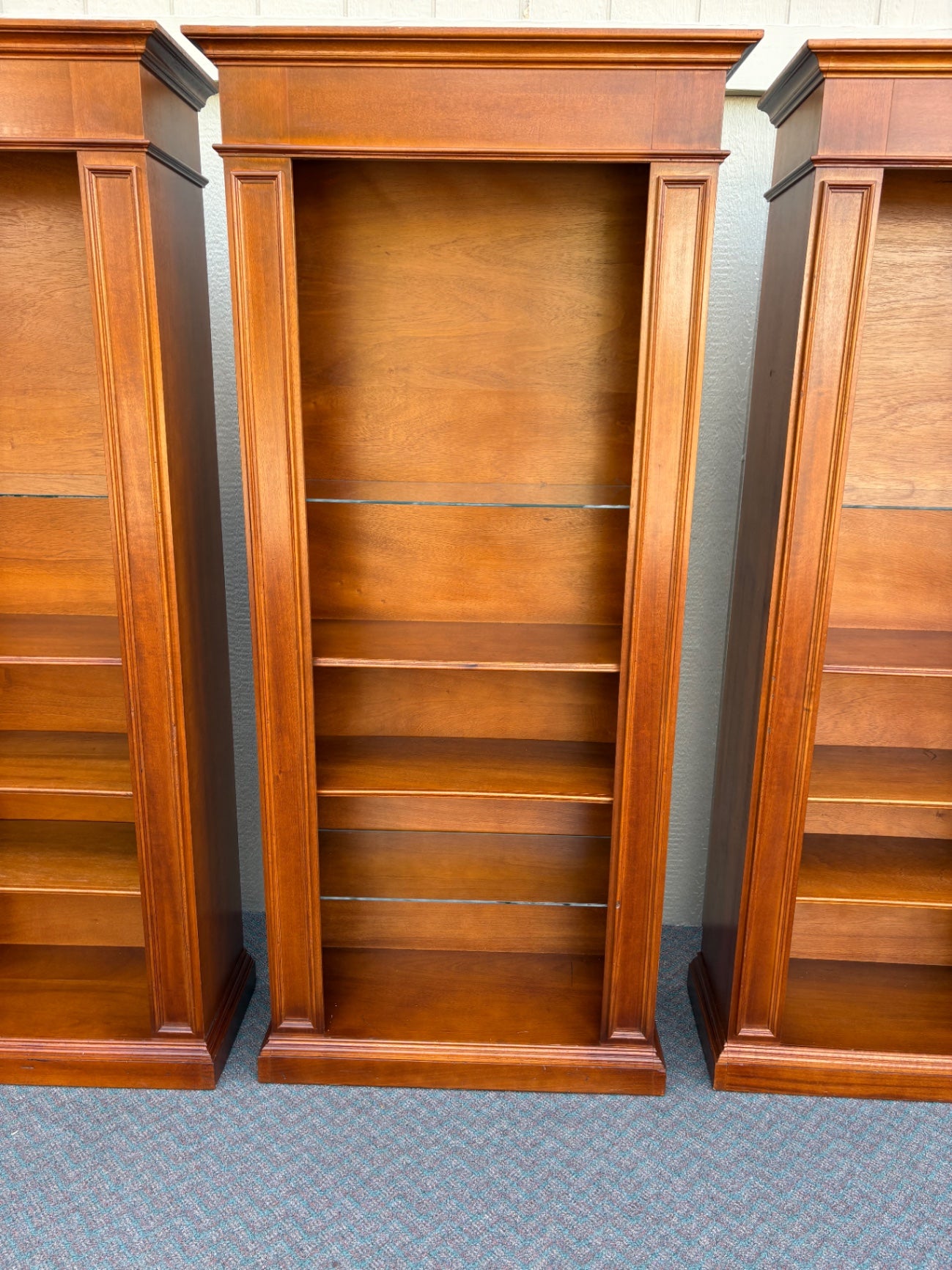 67748  Elegant Set of Three Classic Mahogany Bookcases with Adjustable Shelves