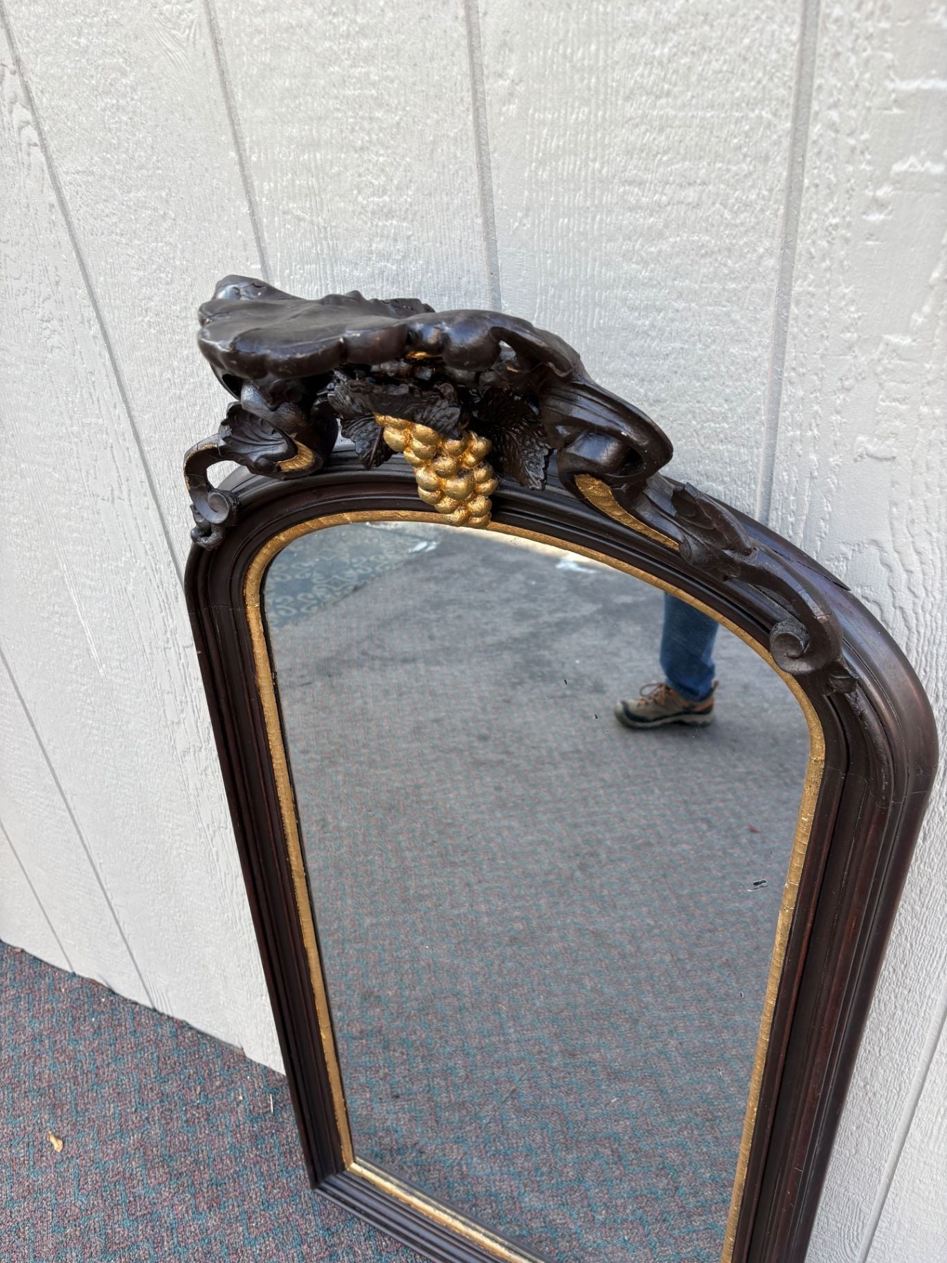 67382 Victorian Wall Mirror with Ornate Gilt Carved Grapes