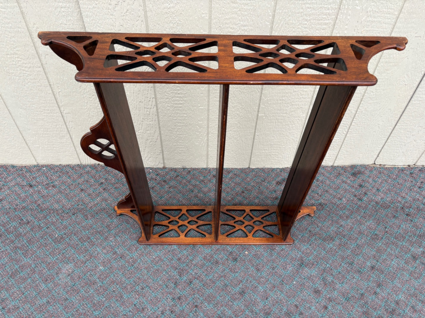 68112 Mahogany Wall Shelf with Lattice Sides and Scalloped Top