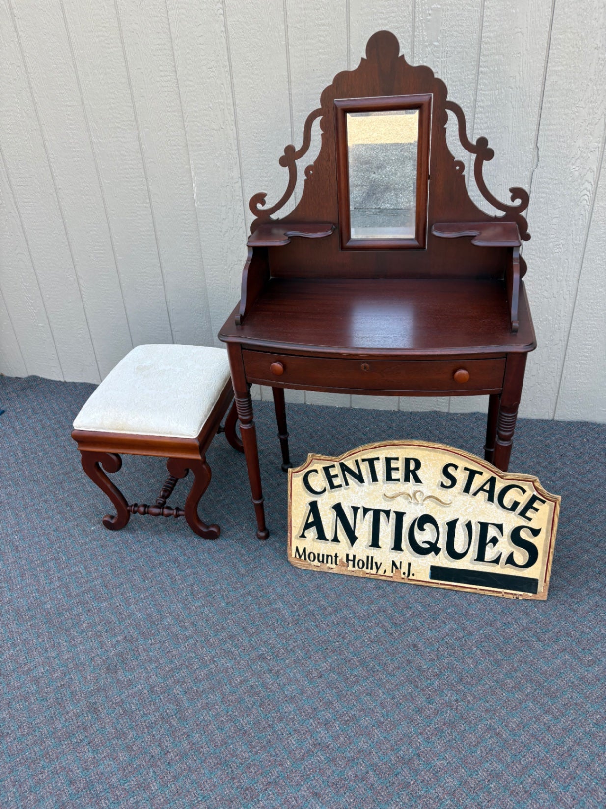 67773  Lexington Traditional Vanity with Mirror and Upholstered Bench