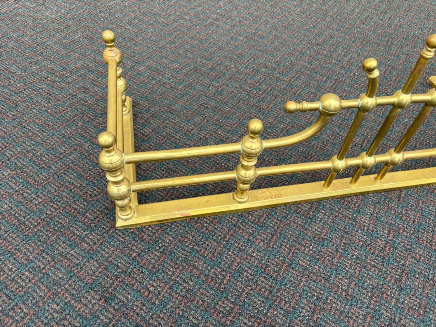 65936 Vintage Brass Fireplace Fender with Ornate Detailing