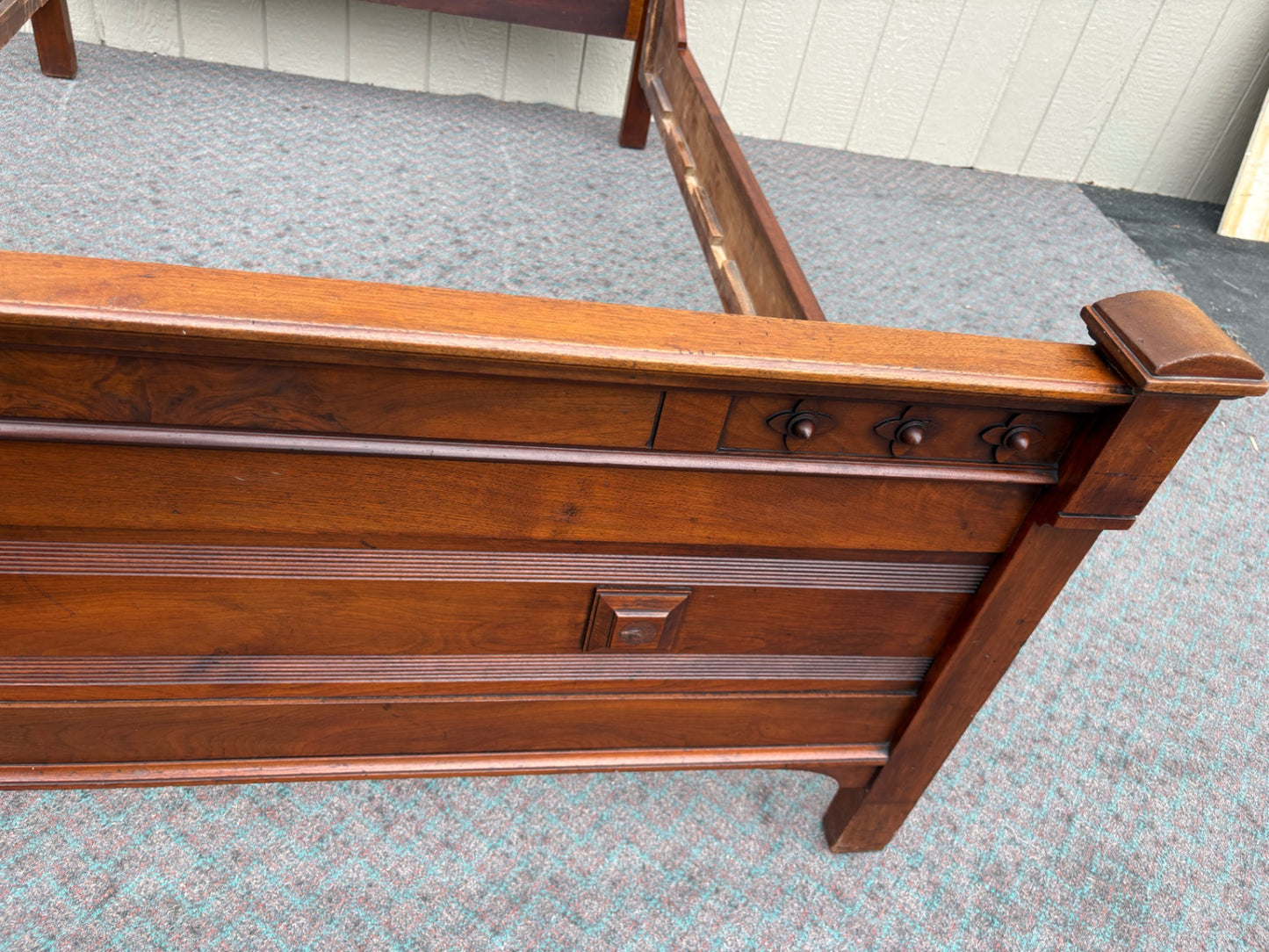 Victorian Full Size Bed with Carved Headboard and Footboard